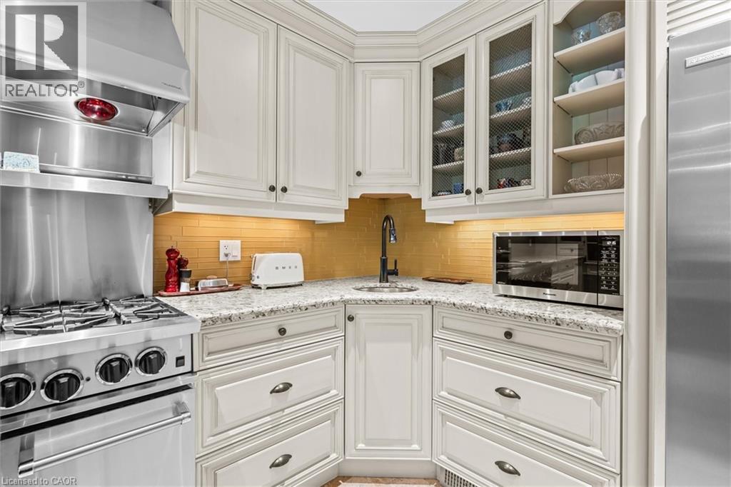 373 Torrance Street, Burlington, Ontario  L7R 2R7 - Photo 7 - 40824043