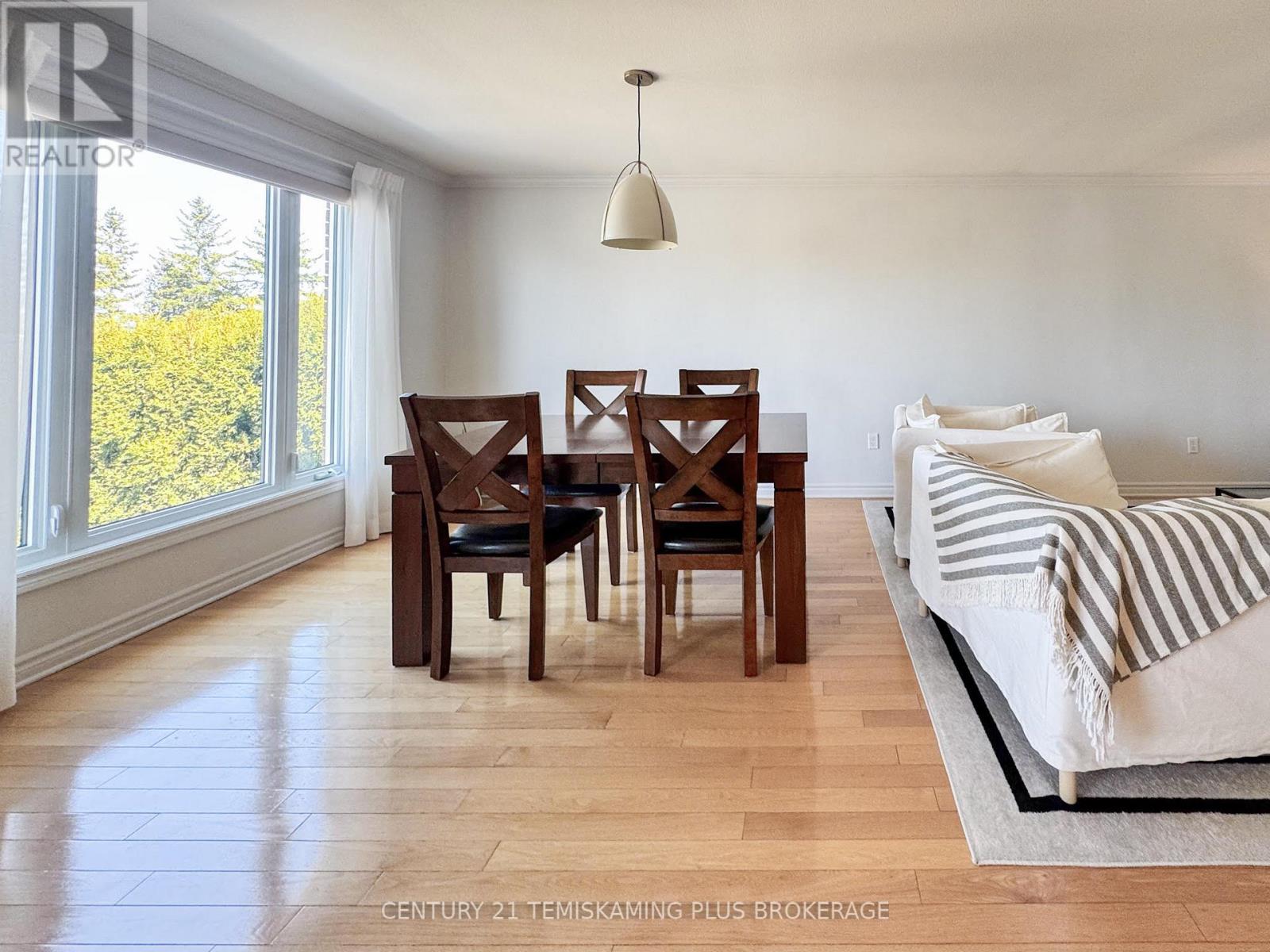 560 Helmer Pedersen Drive, Temiskaming Shores, Ontario  P0J 1P0 - Photo 10 - T13047738