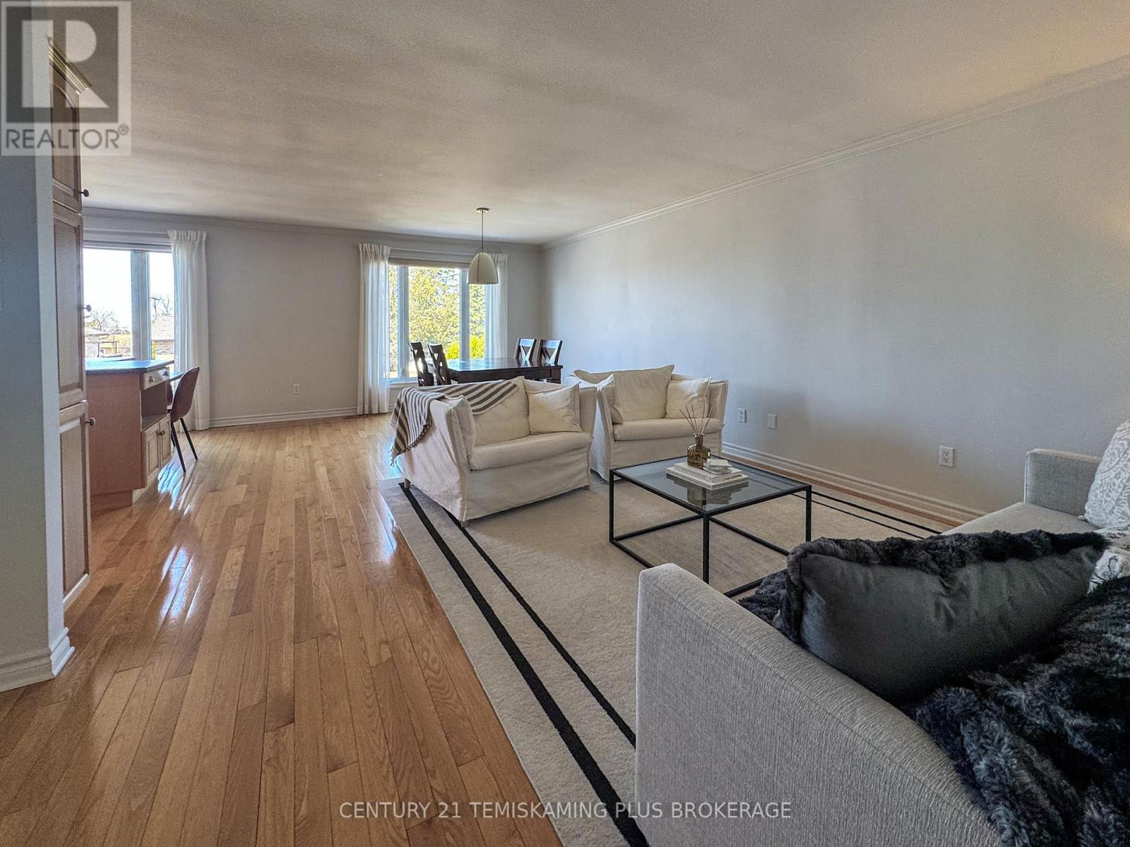 560 Helmer Pedersen Drive, Temiskaming Shores, Ontario  P0J 1P0 - Photo 12 - T13047738