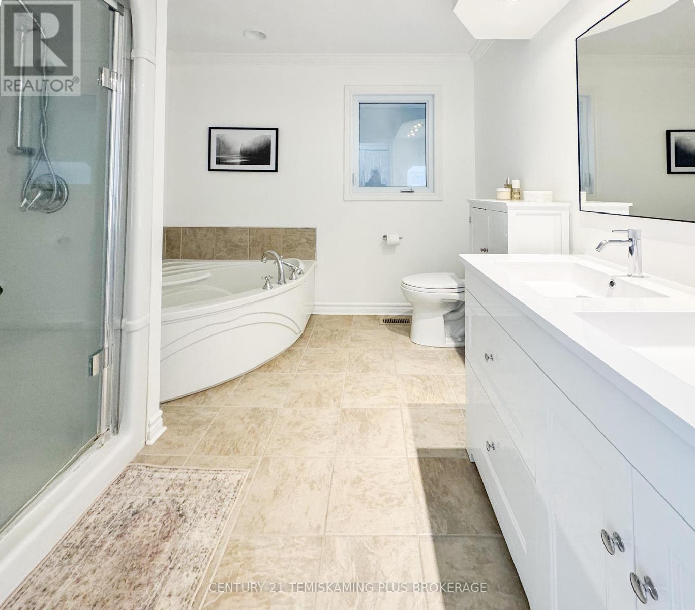 560 Helmer Pedersen Drive, Temiskaming Shores, Ontario  P0J 1P0 - Photo 15 - T13047738