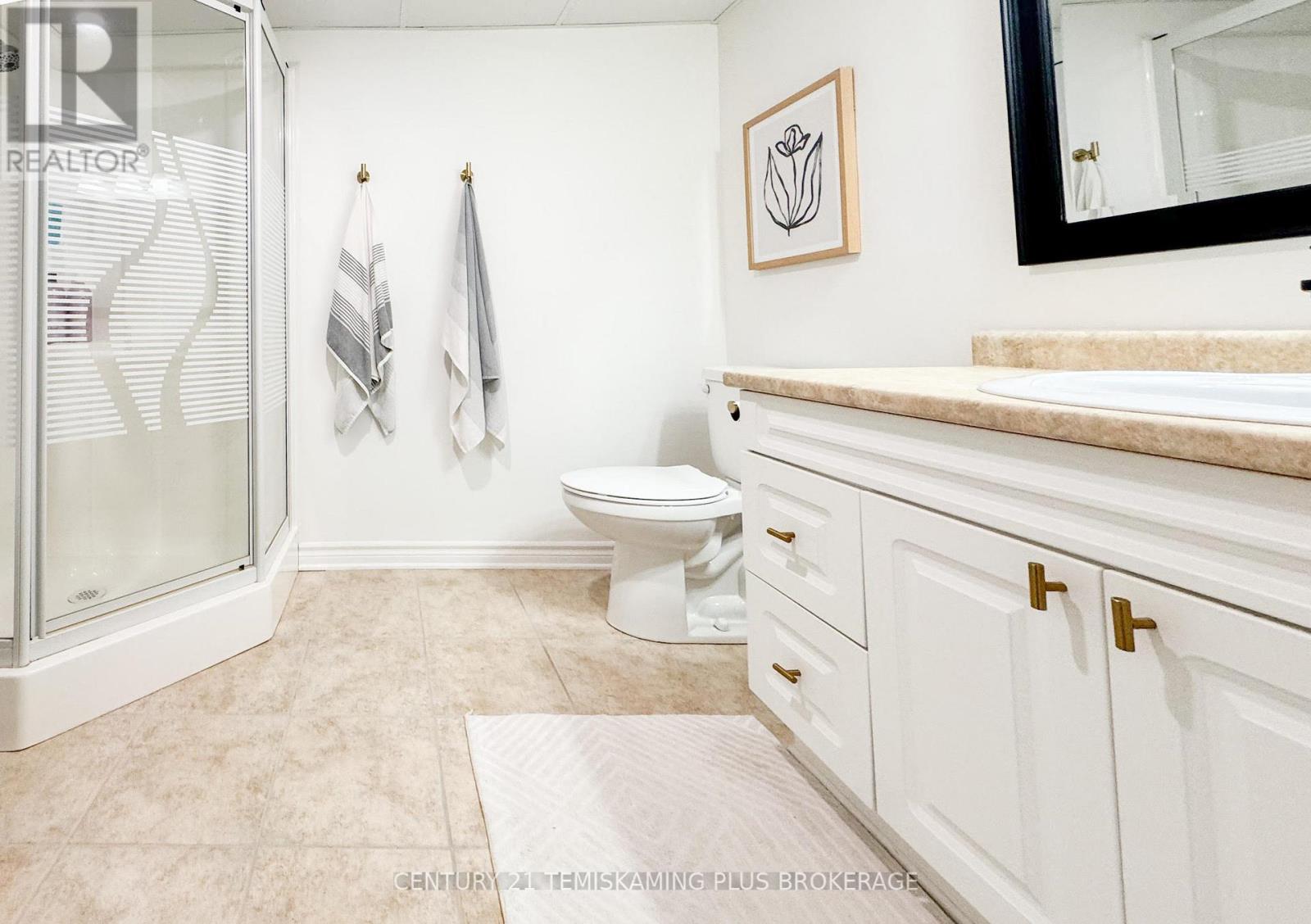 560 Helmer Pedersen Drive, Temiskaming Shores, Ontario  P0J 1P0 - Photo 20 - T13047738