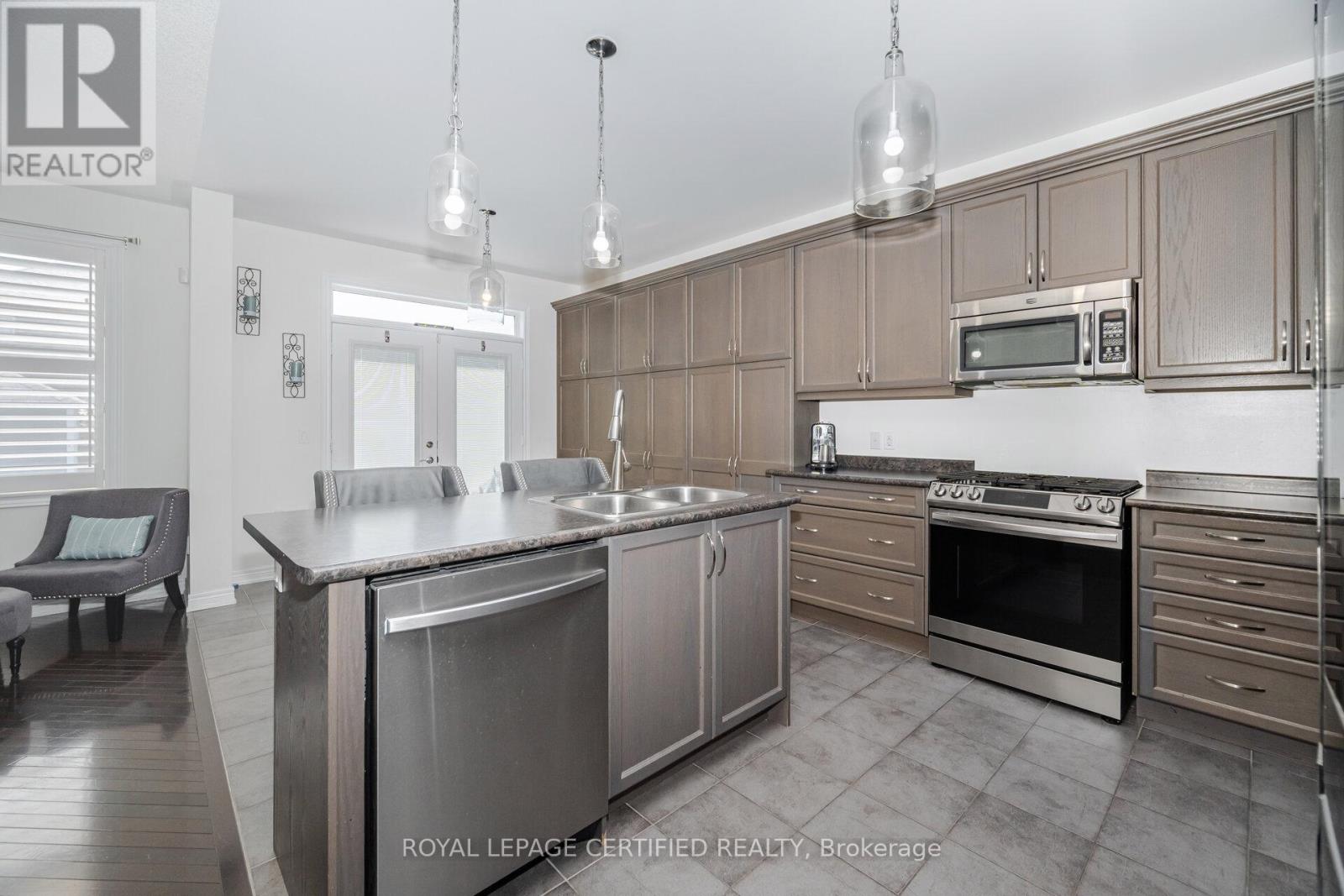 26 Arcadia Road, Caledon, Ontario  L7C 3V7 - Photo 10 - W13047378