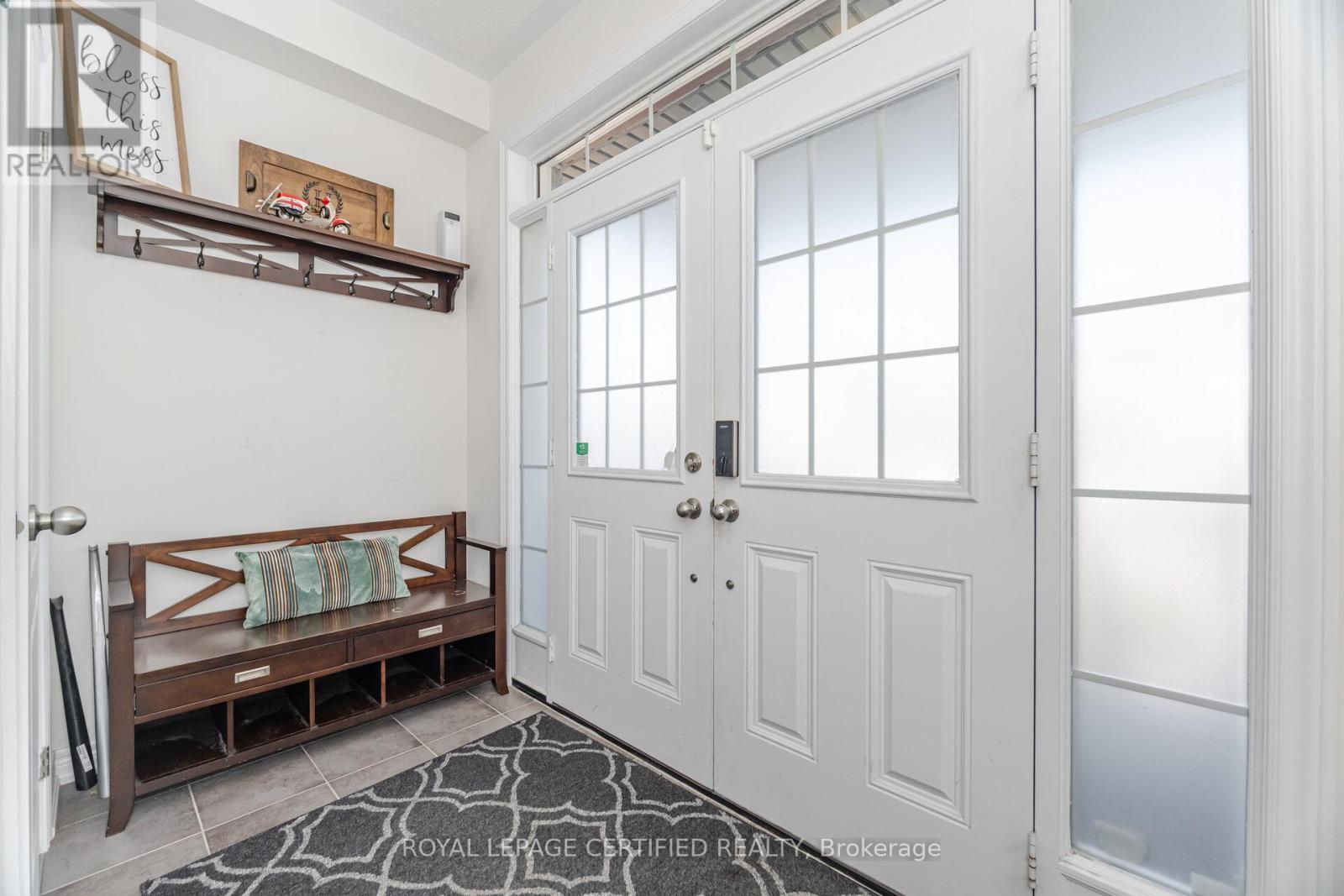 26 Arcadia Road, Caledon, Ontario  L7C 3V7 - Photo 3 - W13047378