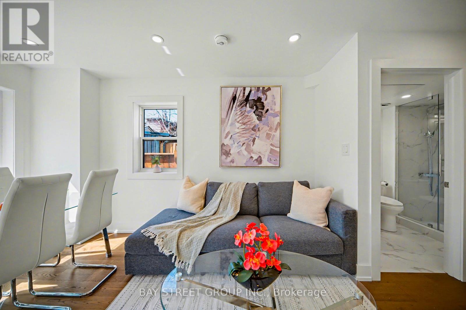 230 Emerson Avenue, Toronto, Ontario  M6H 3T6 - Photo 10 - W13047488