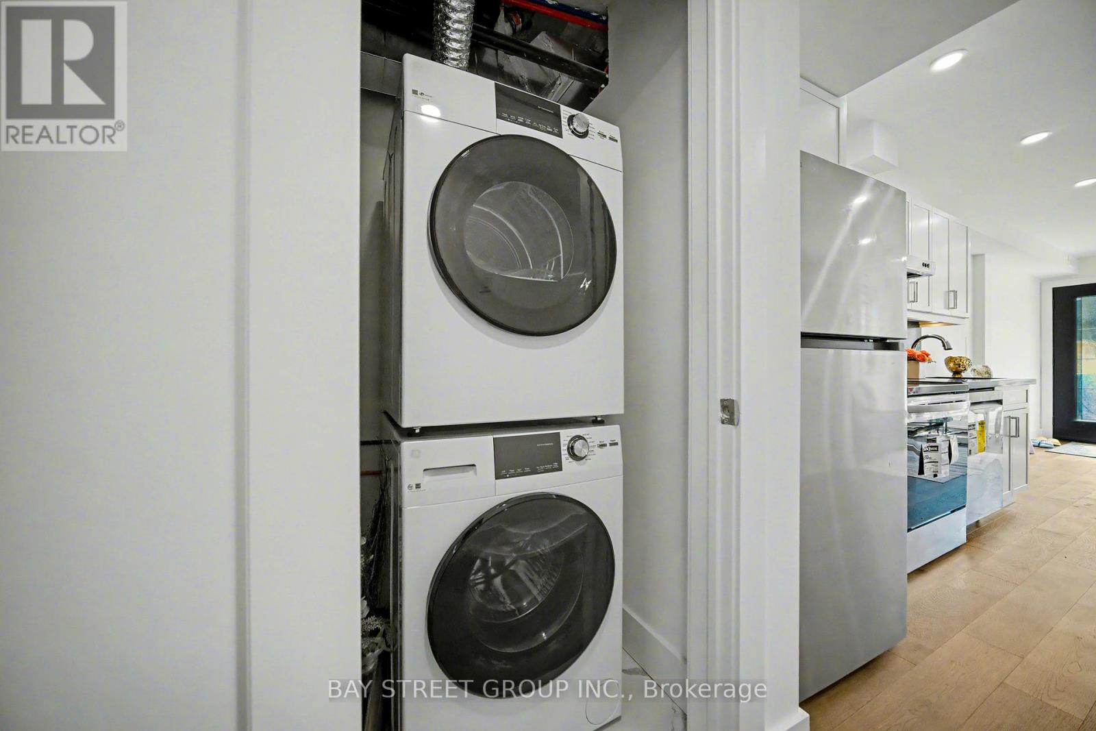 230 Emerson Avenue, Toronto, Ontario  M6H 3T6 - Photo 15 - W13047488