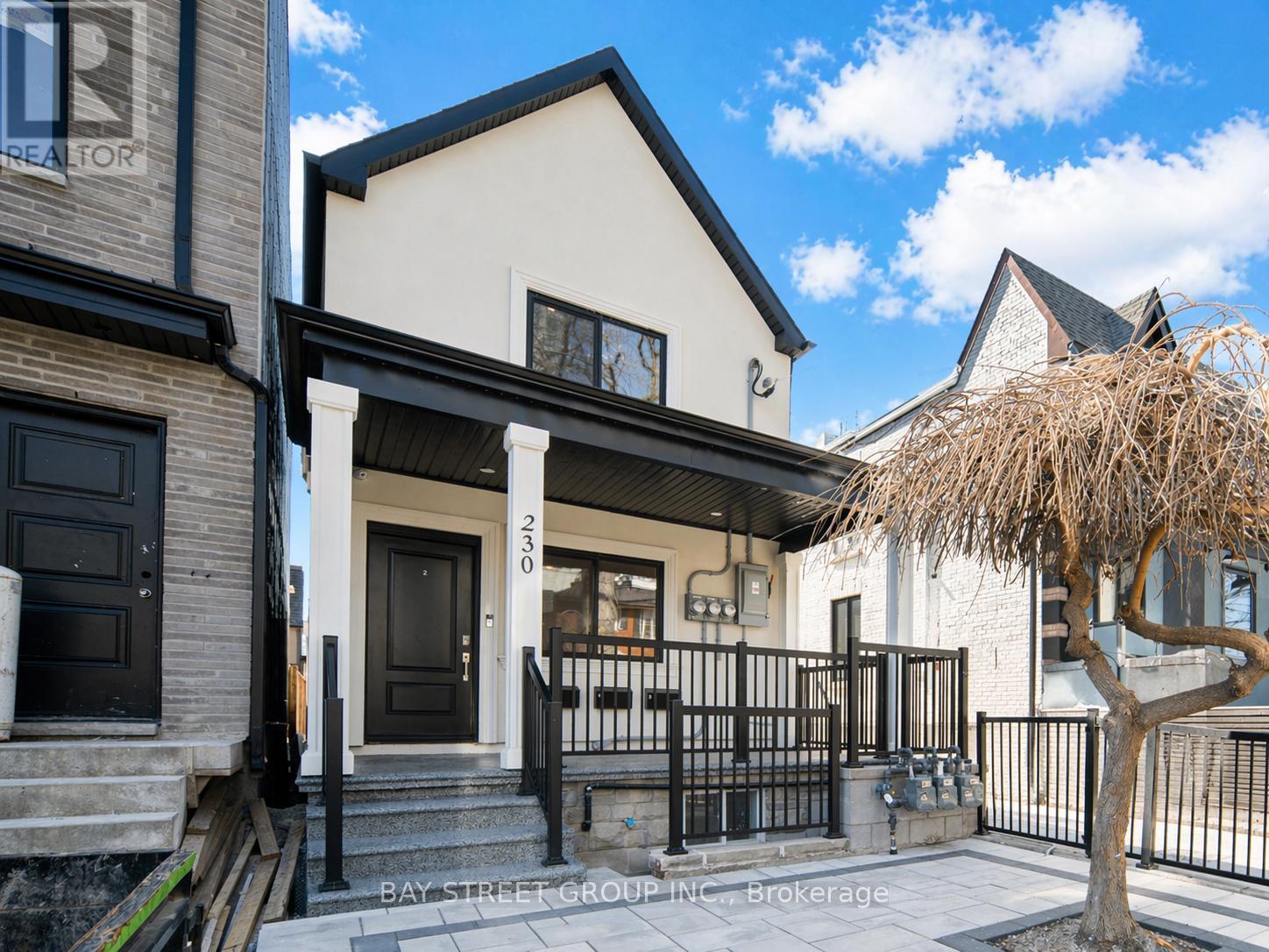 230 Emerson Avenue, Toronto, Ontario  M6H 3T6 - Photo 2 - W13047488