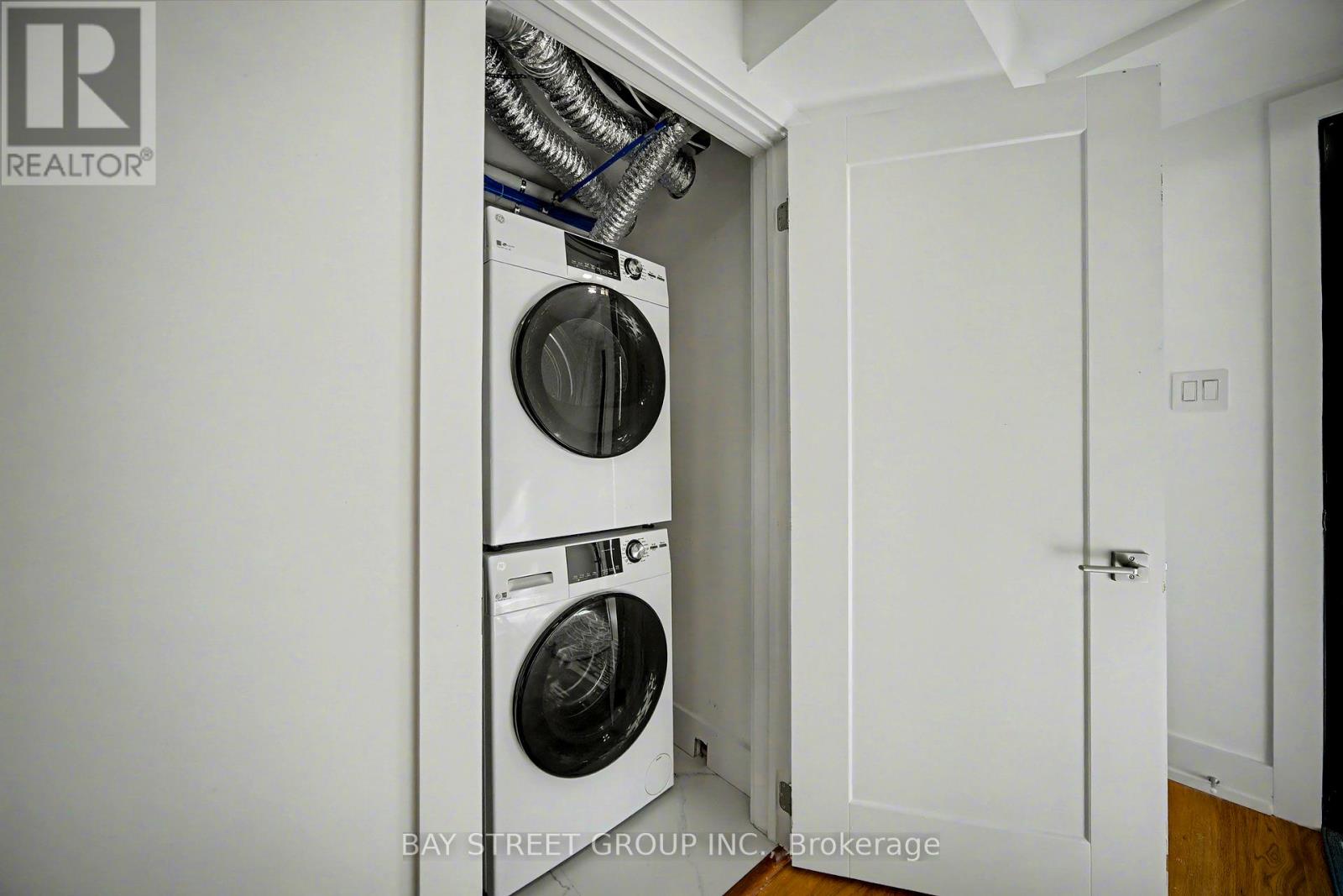 230 Emerson Avenue, Toronto, Ontario  M6H 3T6 - Photo 23 - W13047488