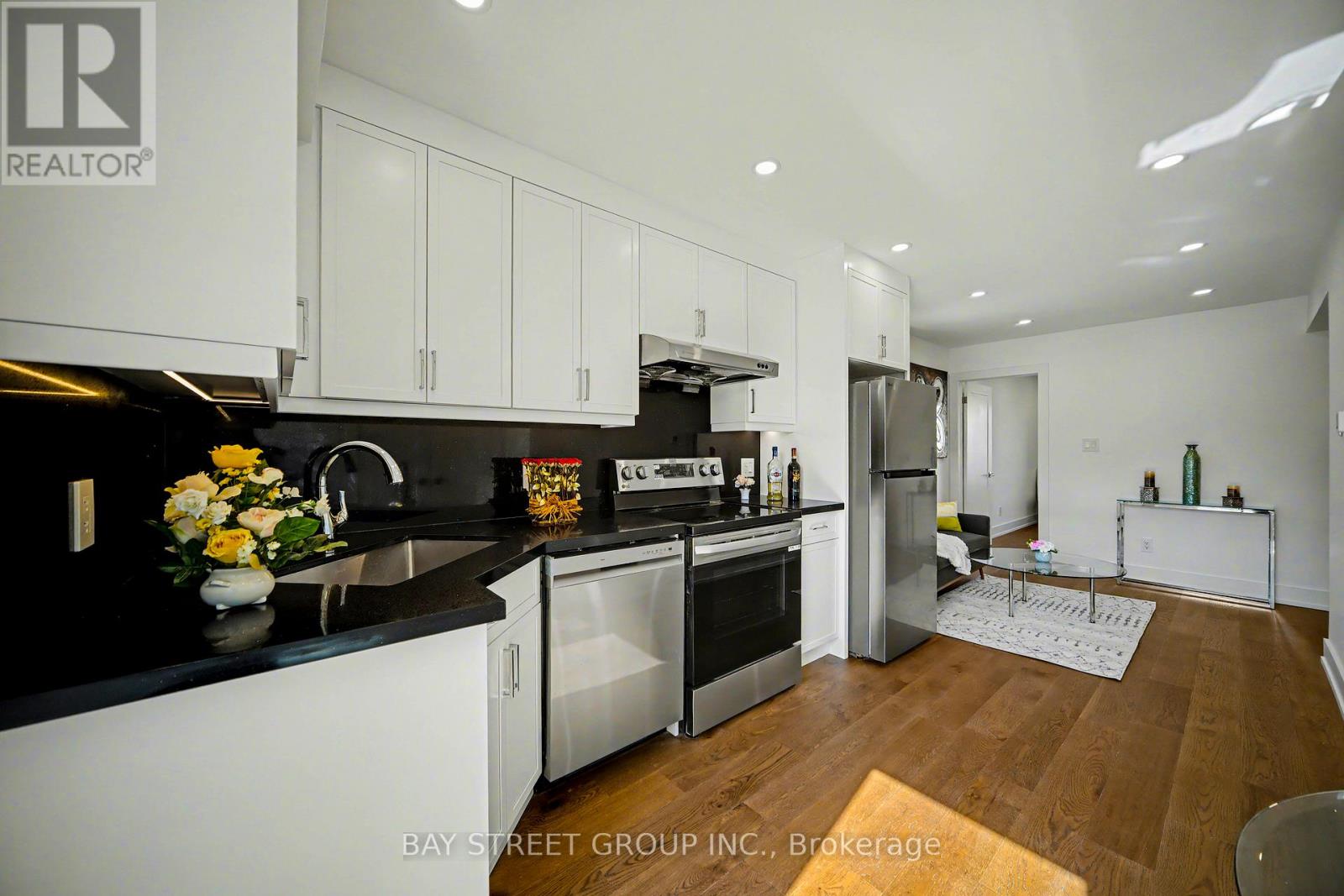 230 Emerson Avenue, Toronto, Ontario  M6H 3T6 - Photo 29 - W13047488