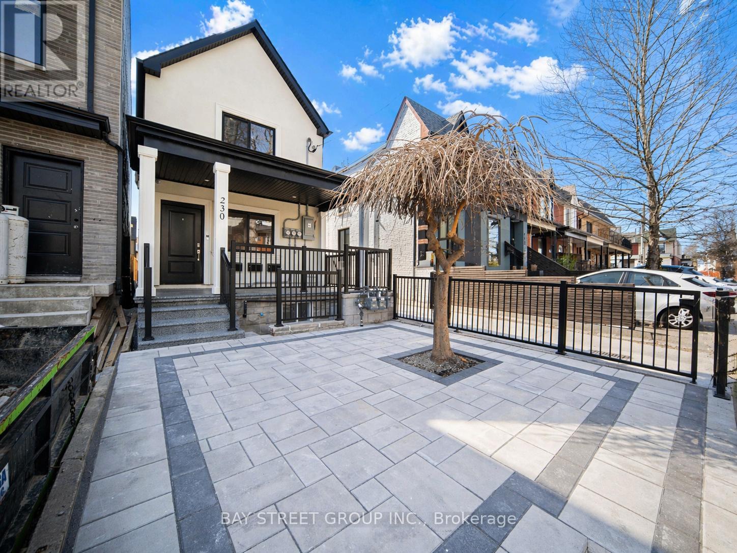 230 Emerson Avenue, Toronto, Ontario  M6H 3T6 - Photo 3 - W13047488