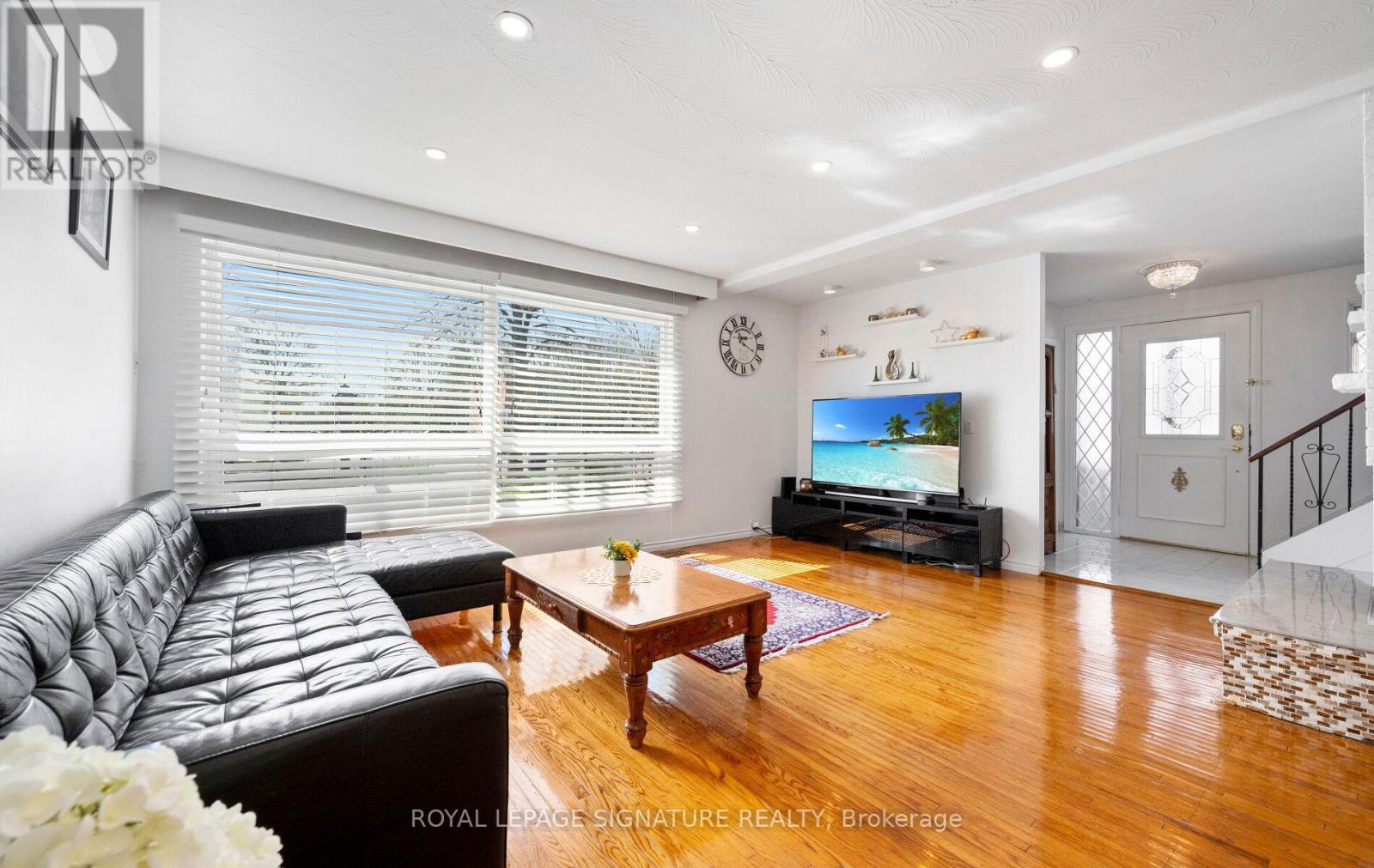 60 Hinton Road, Toronto, Ontario  M9W 2V7 - Photo 11 - W13047538