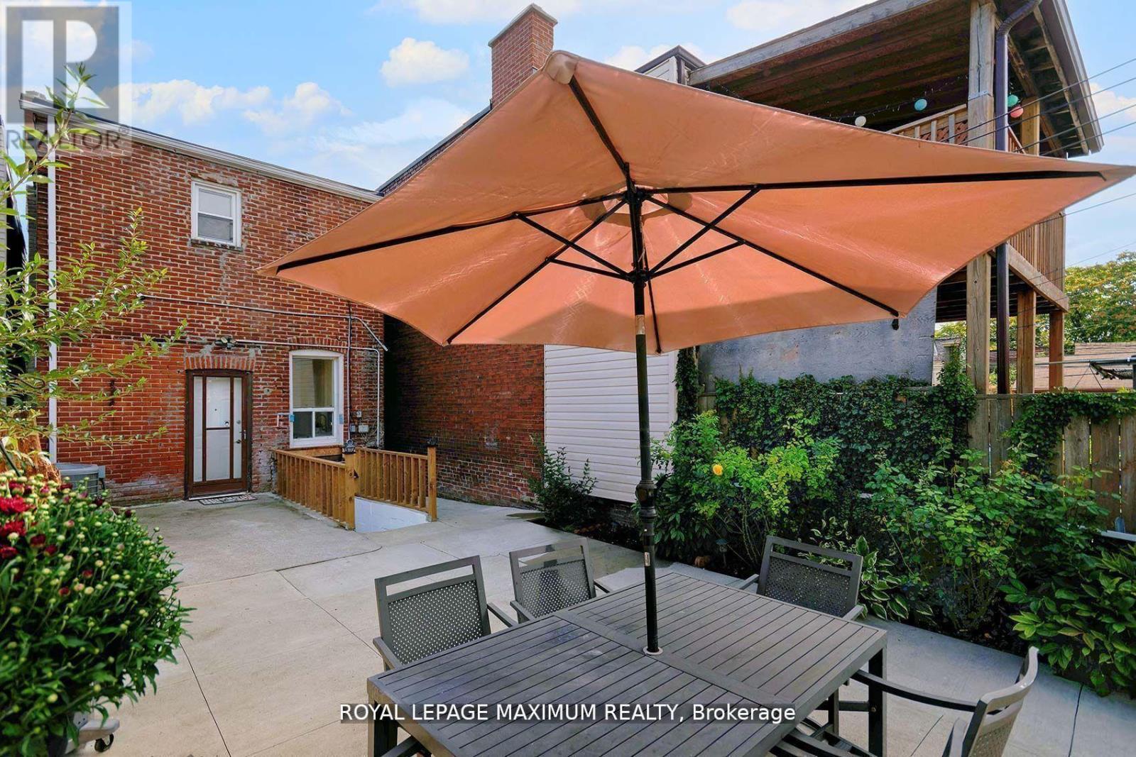 132 Wallace Avenue, Toronto, Ontario  M6H 1T5 - Photo 34 - W13047608