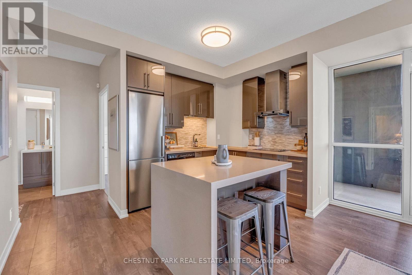 604 - 2093 Fairview Street, Burlington, Ontario  L7R 0E6 - Photo 7 - W13047664