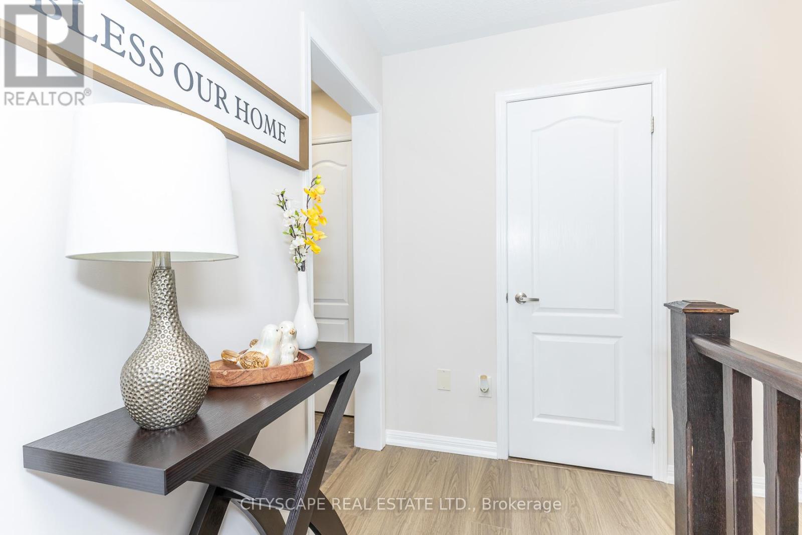 935 Nadalin Heights, Milton, Ontario  L9T 8R2 - Photo 10 - W13047666