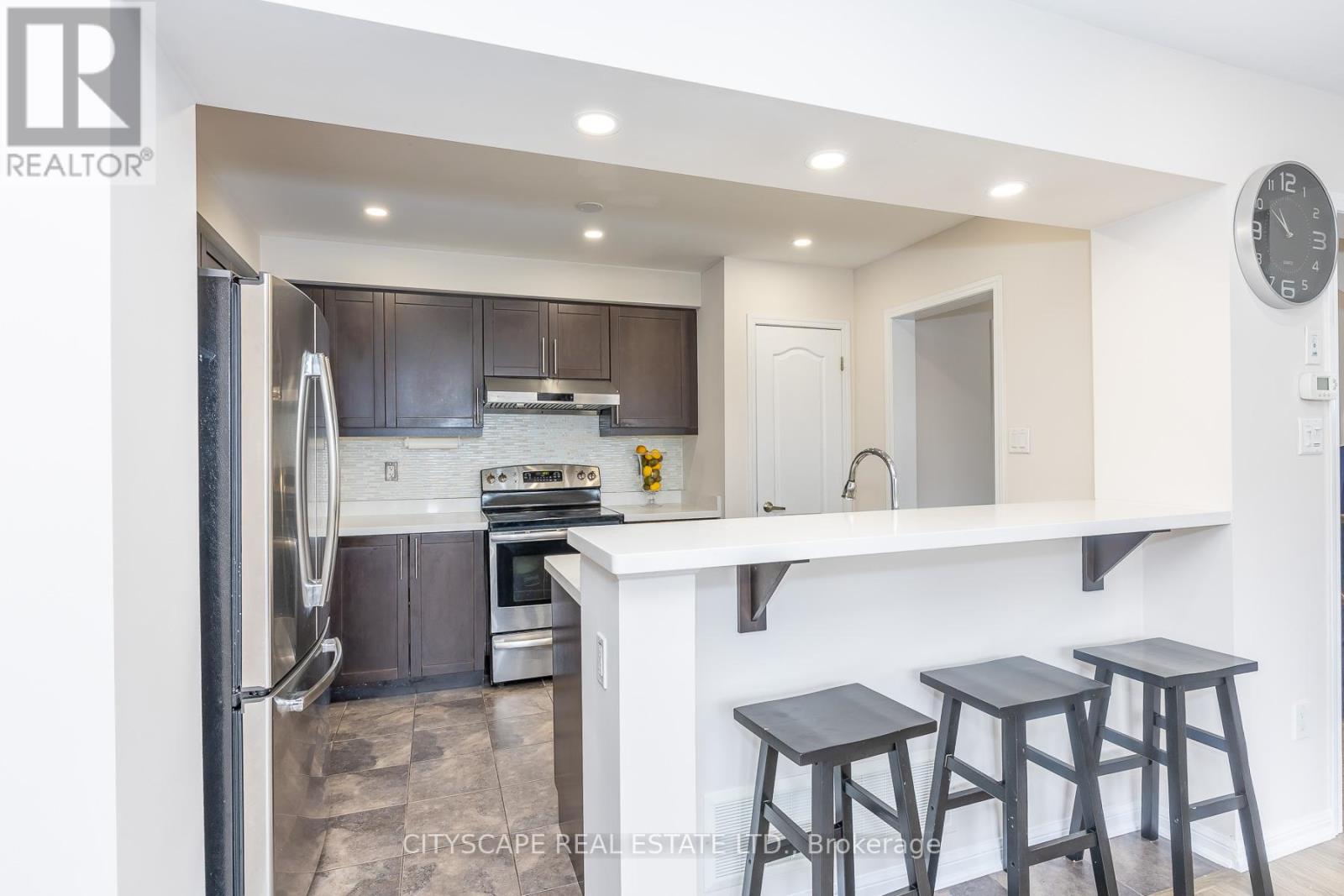 935 Nadalin Heights, Milton, Ontario  L9T 8R2 - Photo 29 - W13047666