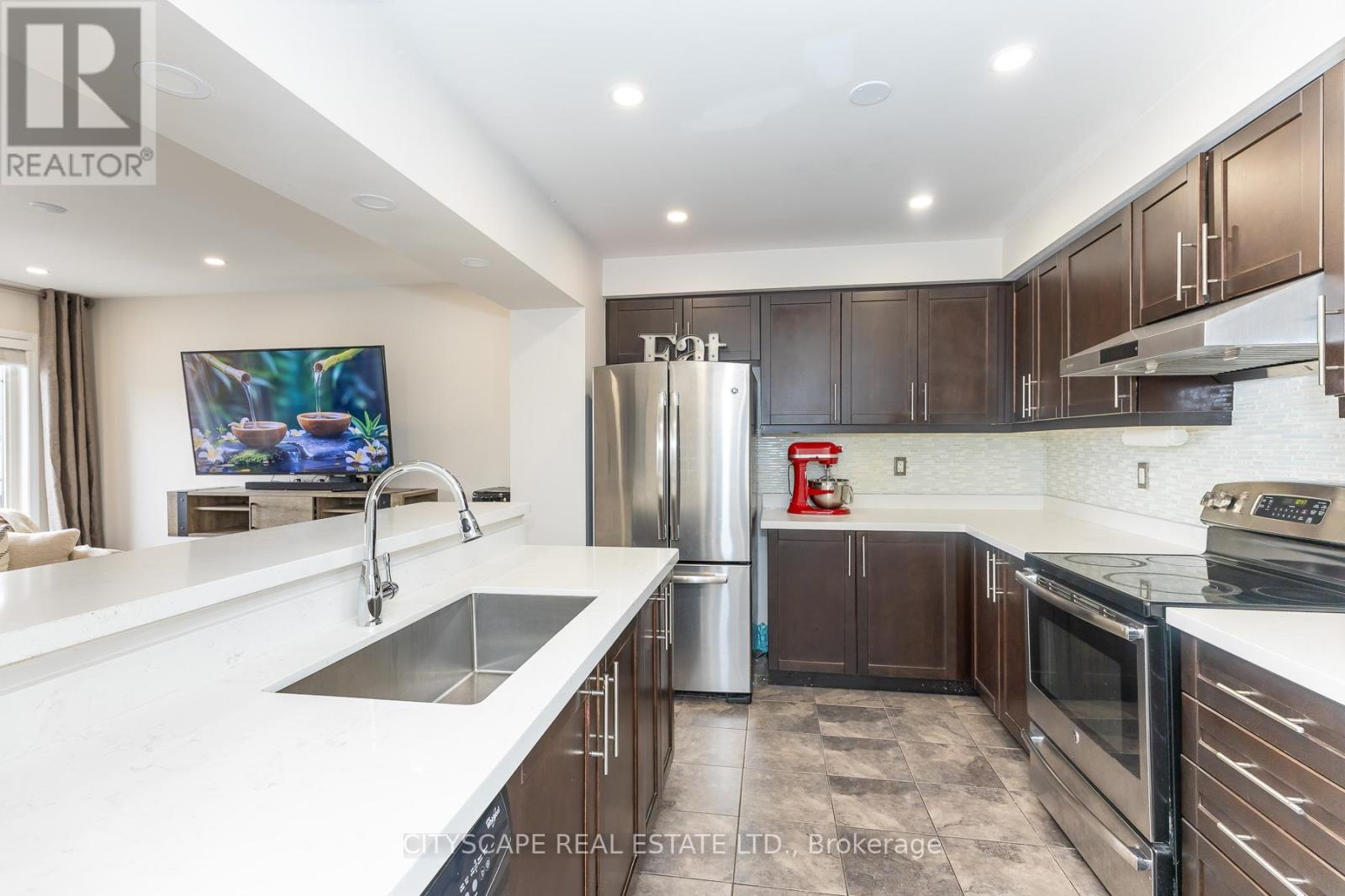 935 Nadalin Heights, Milton, Ontario  L9T 8R2 - Photo 35 - W13047666