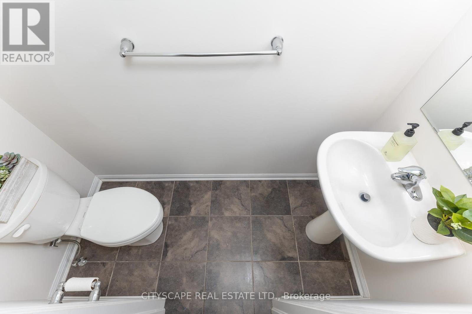 935 Nadalin Heights, Milton, Ontario  L9T 8R2 - Photo 7 - W13047666