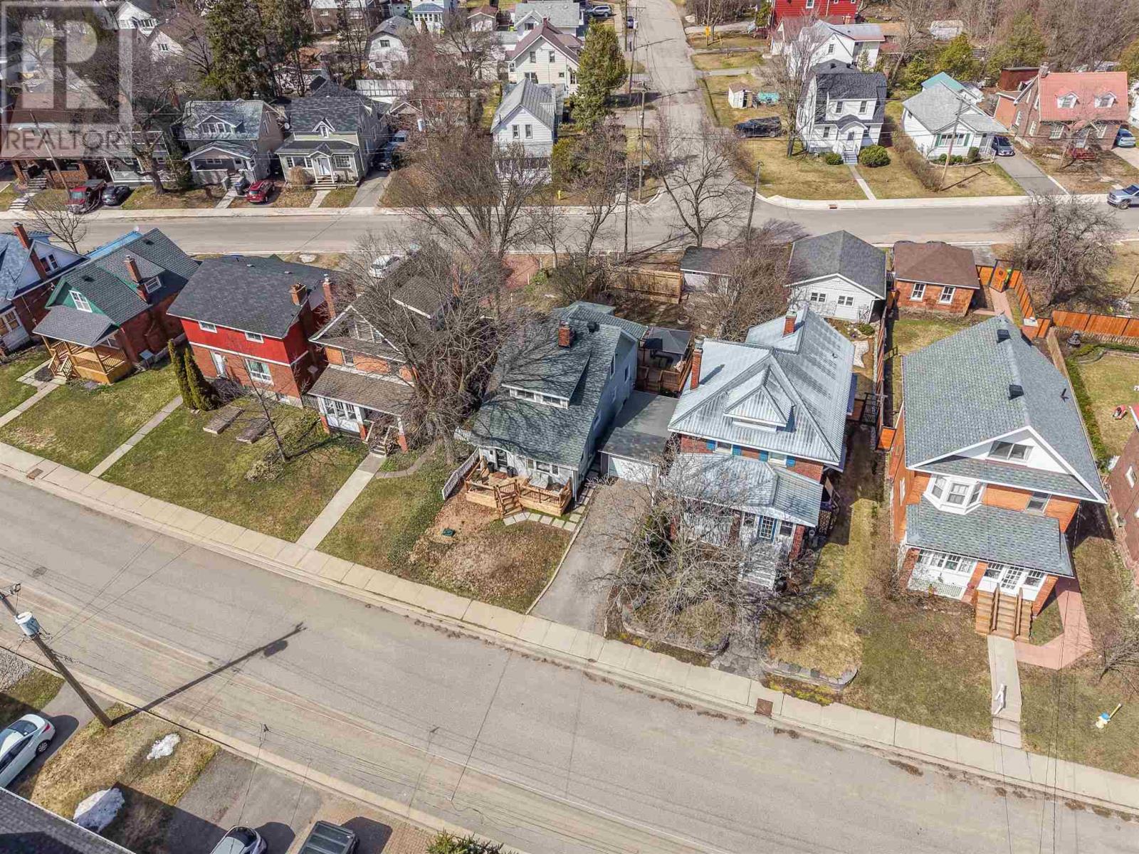 20 Euclid Rd, Sault Ste. Marie, Ontario  P6B 1A2 - Photo 3 - SM260783