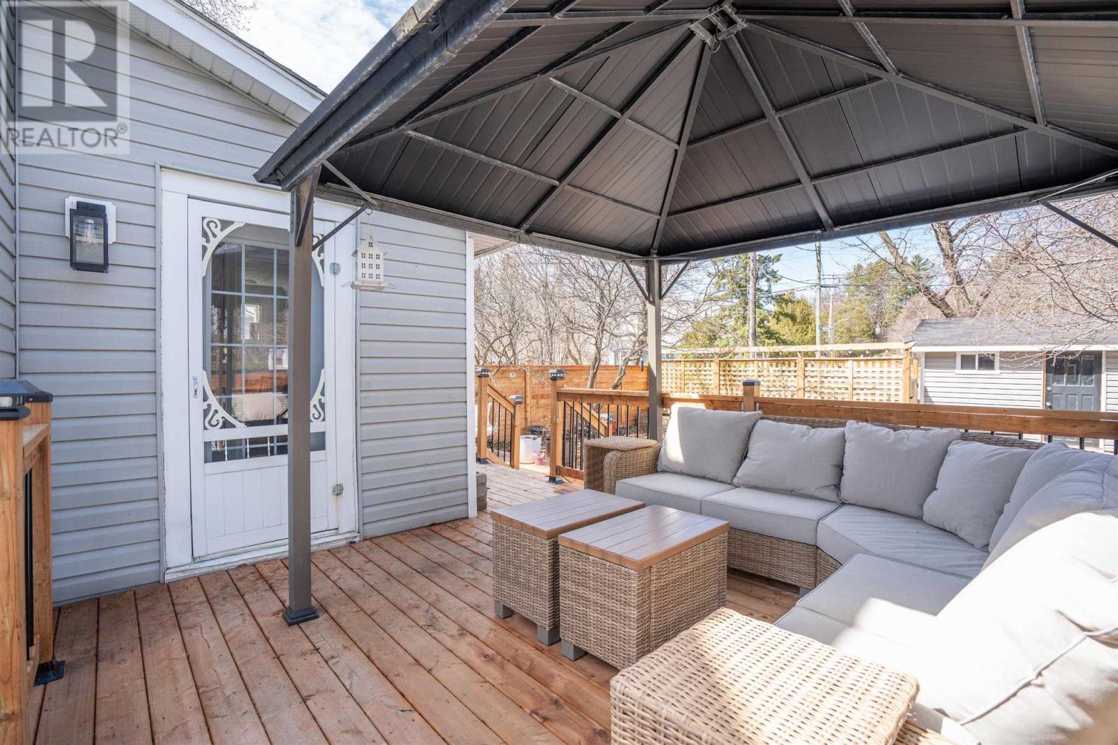 20 Euclid Rd, Sault Ste. Marie, Ontario  P6B 1A2 - Photo 35 - SM260783