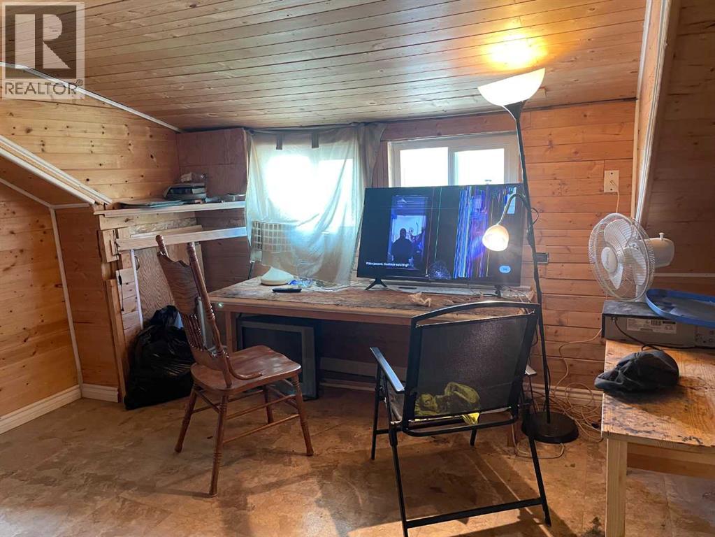 1023 2nd, Bluesky, Alberta  T0H 0J0 - Photo 7 - A2234272