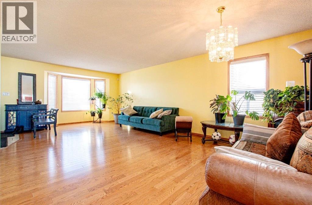 9110 107 Avenue, Grande Prairie, Alberta  T8X 1H9 - Photo 3 - A2304267