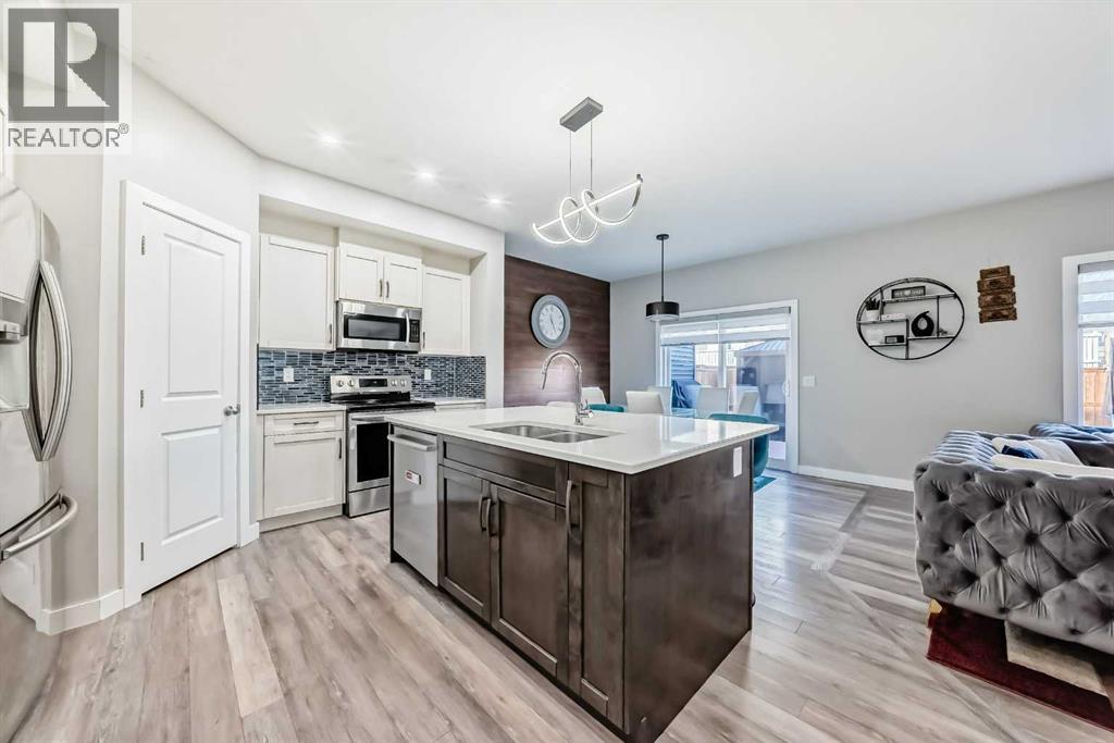 199 Kinniburgh Road, Chestermere, Alberta  T1X 0T8 - Photo 7 - A2284977