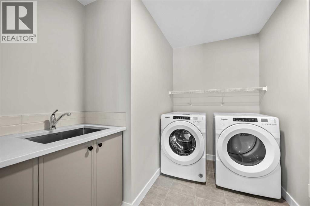 151 Dawson Wharf Mount, Chestermere, Alberta  T1X 2W4 - Photo 47 - A2292338