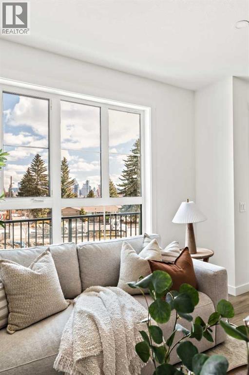 717 Sovereign Common SW, Calgary, Alberta  T3C 3Y3 - Photo 18 - A2301474