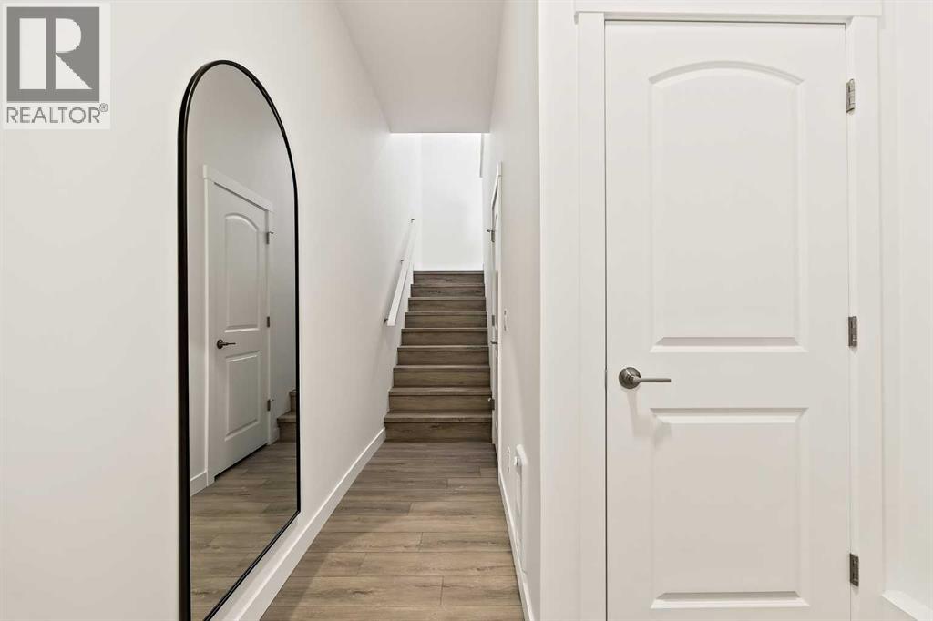 717 Sovereign Common SW, Calgary, Alberta  T3C 3Y3 - Photo 3 - A2301474