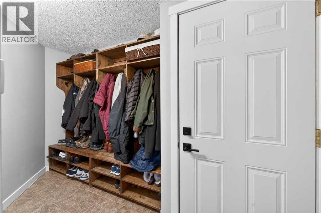 127 Hidden Ranch Terrace Nw, Calgary, Alberta  T3A 5Z5 - Photo 21 - A2304777