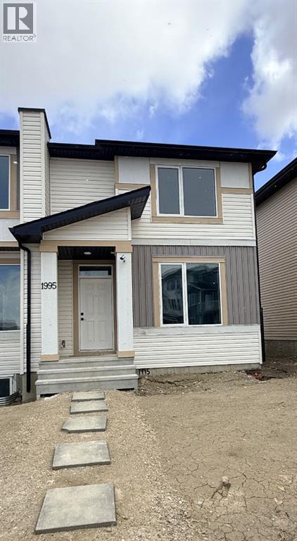 1995 McCaskill Drive, Crossfield, Alberta