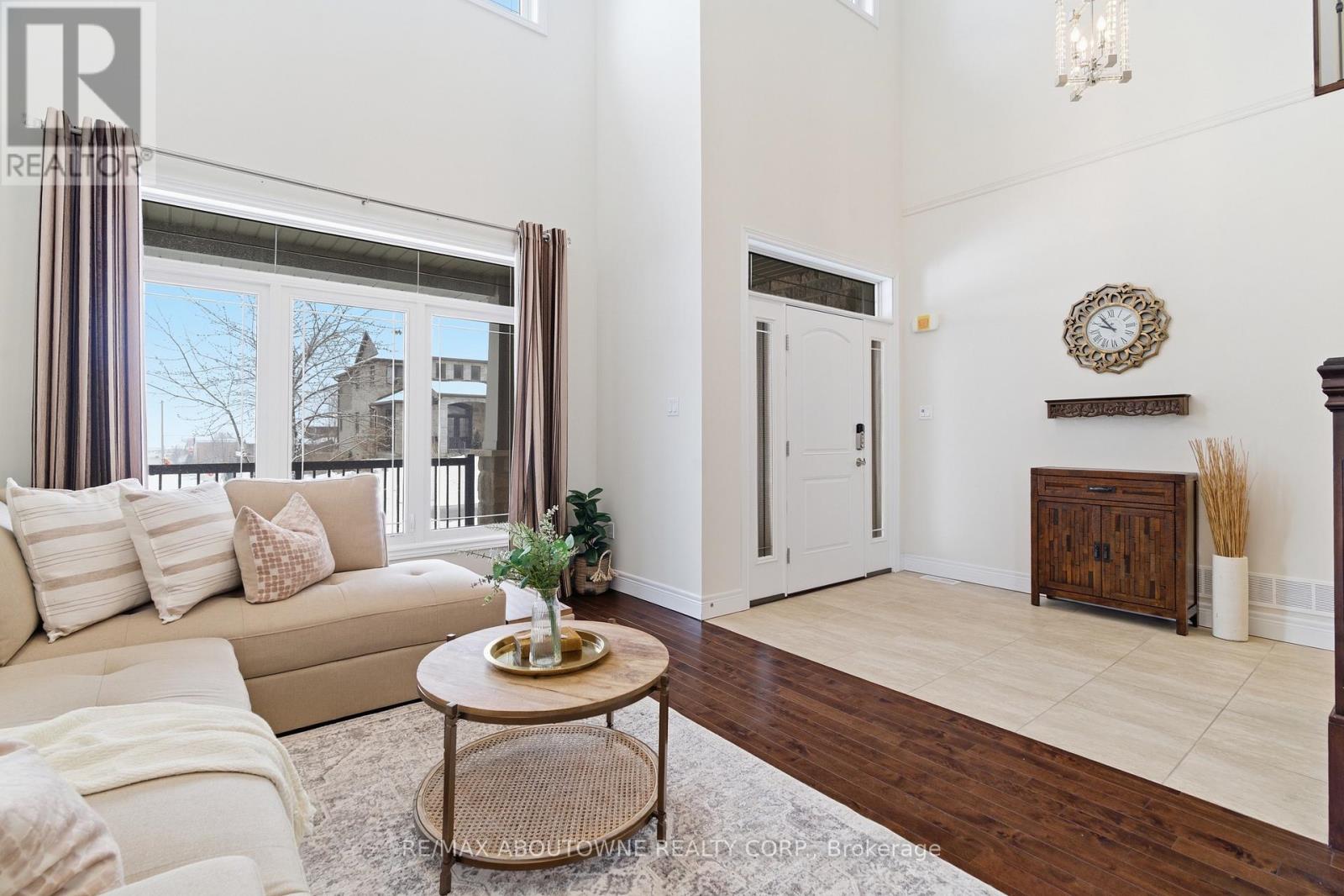 305 Gosling Gardens, Guelph (Clairfields/hanlon Business Park), Ontario  N1L 0M1 - Photo 10 - X13047514