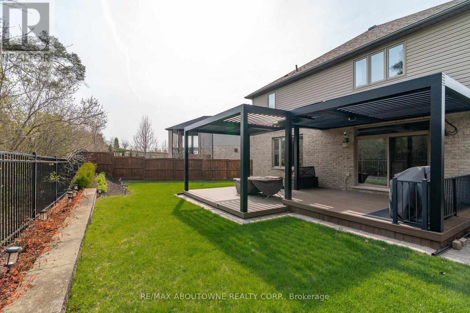 305 Gosling Gardens, Guelph (Clairfields/hanlon Business Park), Ontario  N1L 0M1 - Photo 44 - X13047514