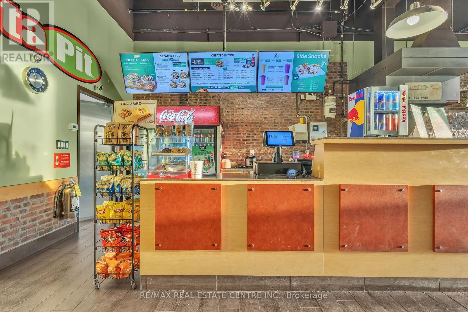 589 Fairway Road S, Kitchener, Ontario  N2C 1X4 - Photo 12 - X13047596