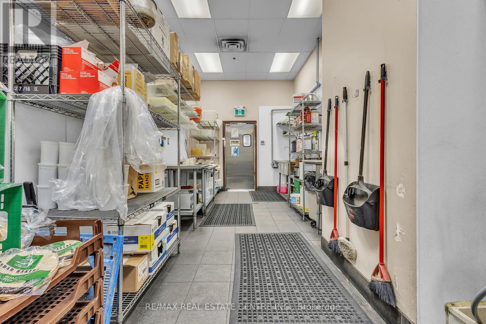 589 Fairway Road S, Kitchener, Ontario  N2C 1X4 - Photo 20 - X13047596