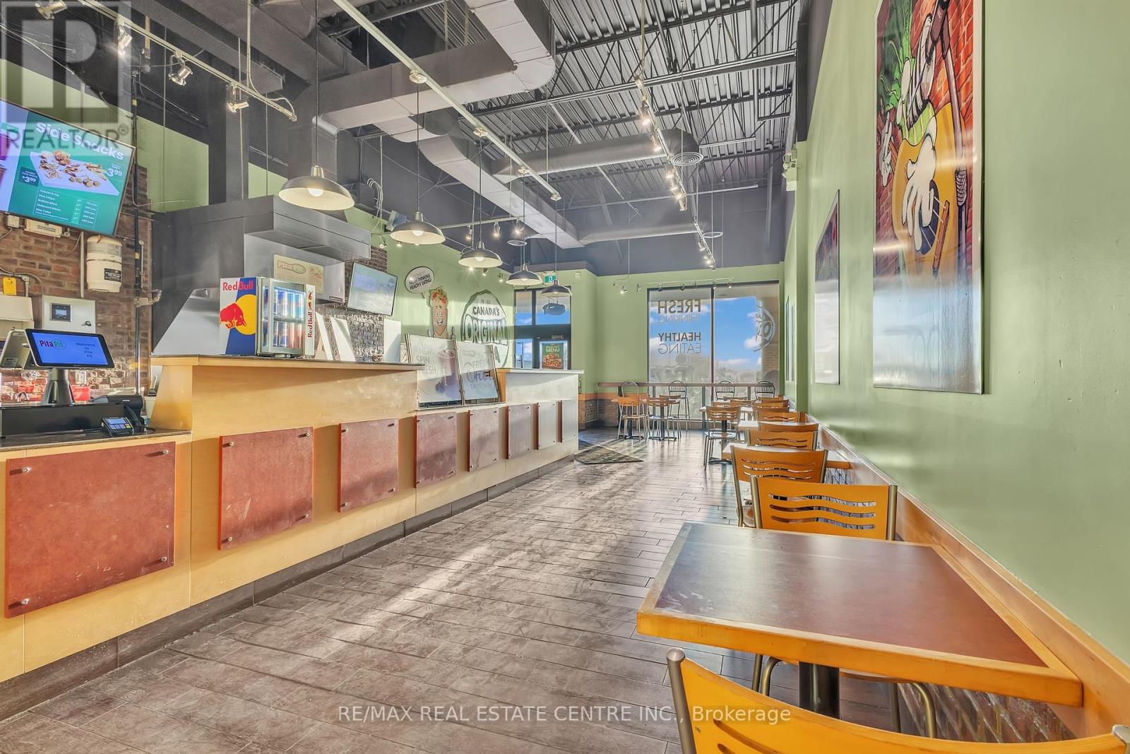 589 Fairway Road S, Kitchener, Ontario  N2C 1X4 - Photo 9 - X13047596