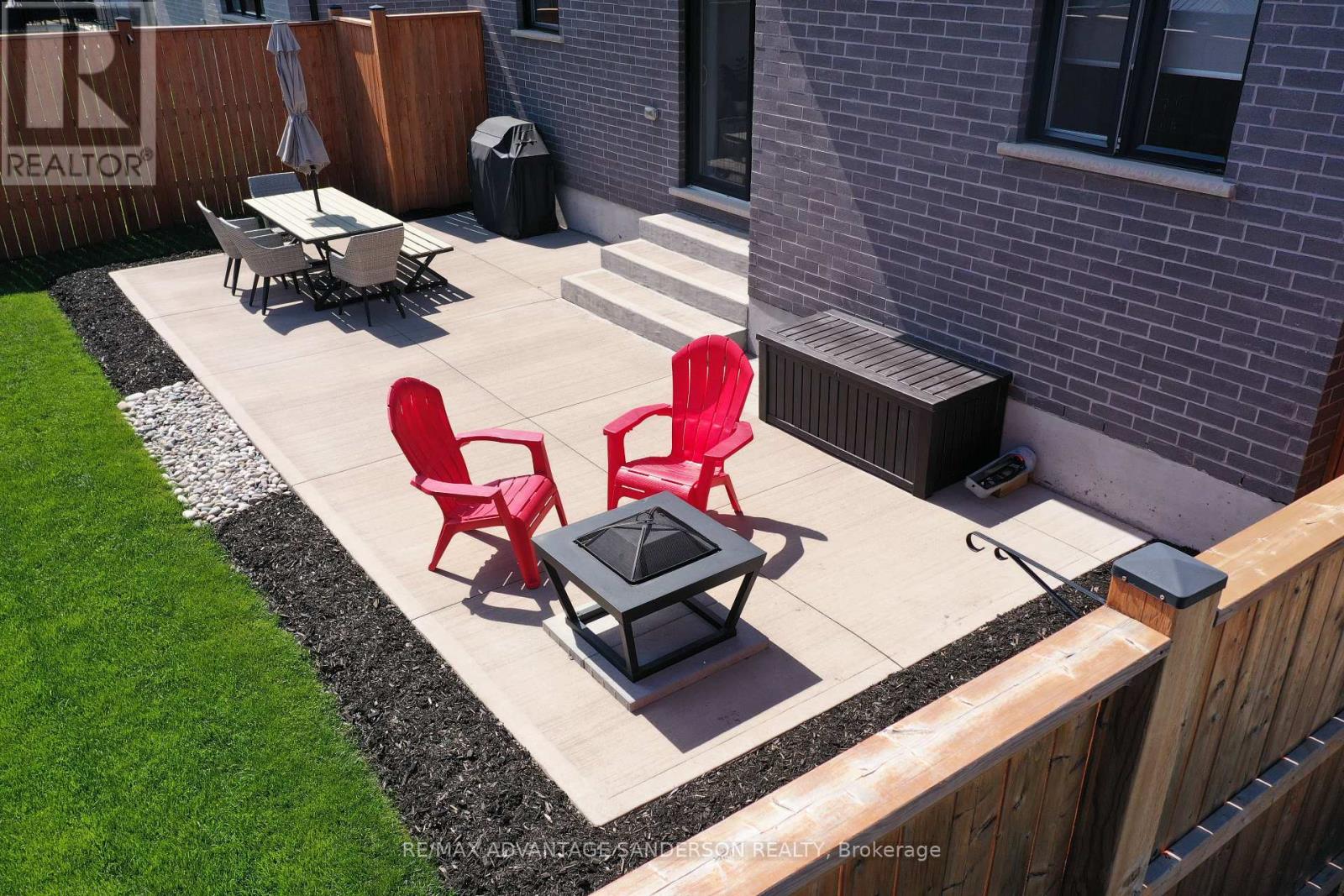 30 - 383 Daventry Way, Middlesex Centre, Ontario  N0L 1R0 - Photo 6 - X12910908