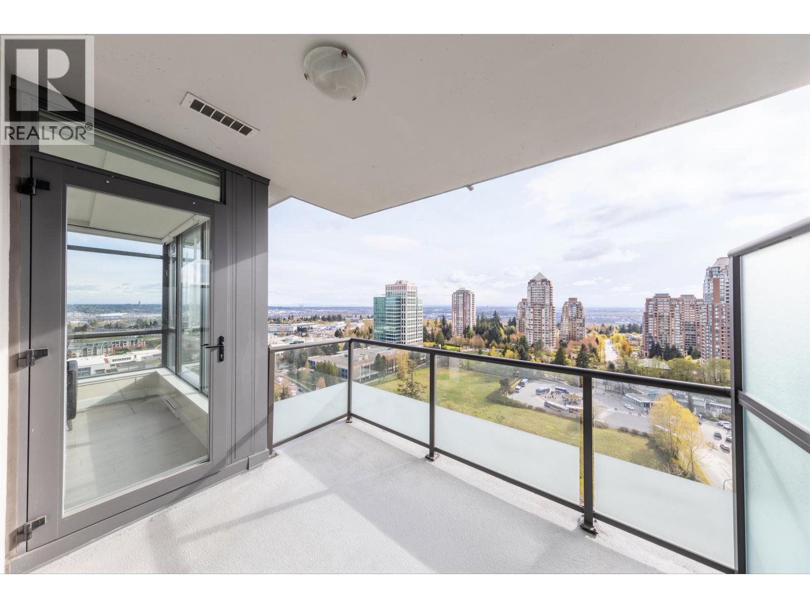 2309 7088 18th Avenue, Burnaby, British Columbia  V3N 0A2 - Photo 13 - R3115918