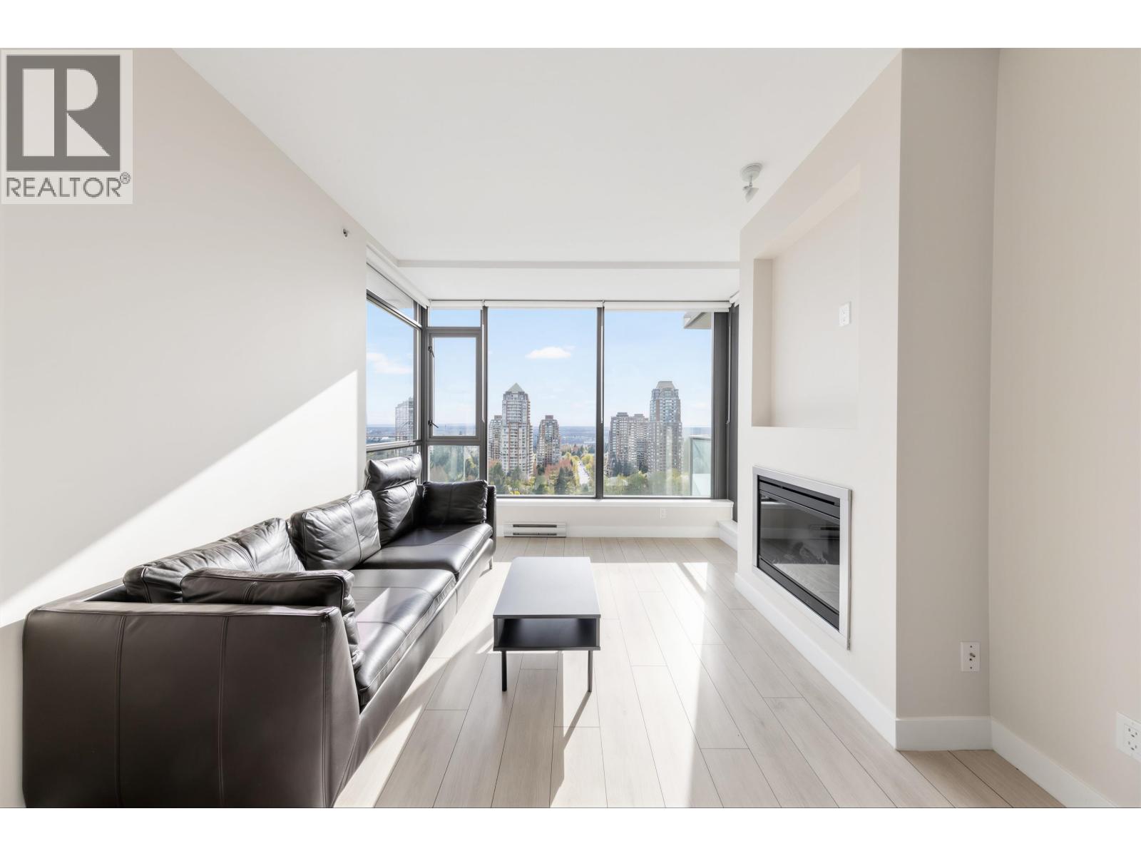 2309 7088 18th Avenue, Burnaby, British Columbia  V3N 0A2 - Photo 4 - R3115918