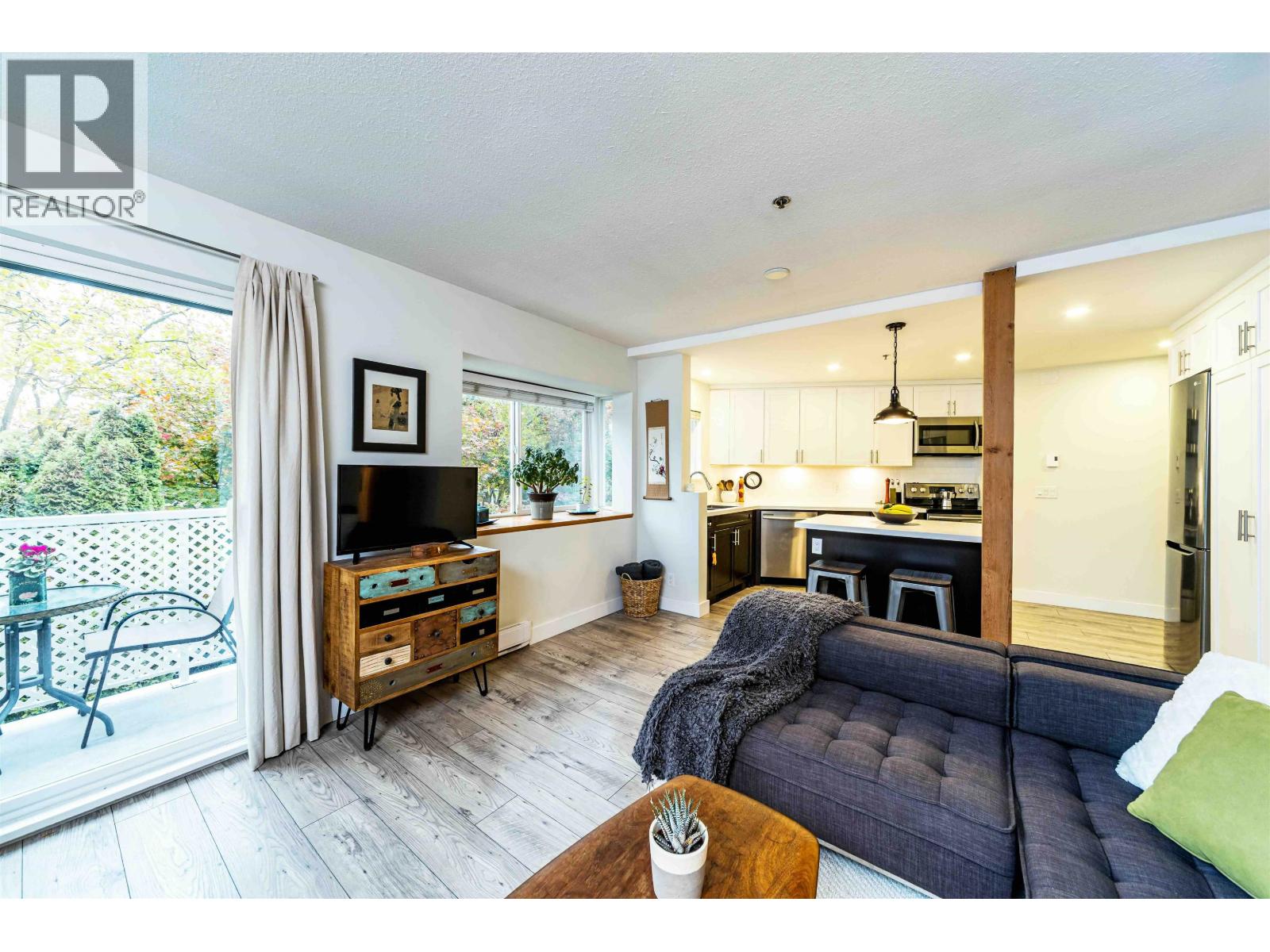 401 2295 Pandora Street, Vancouver, British Columbia  V5L 1N6 - Photo 11 - R3115923