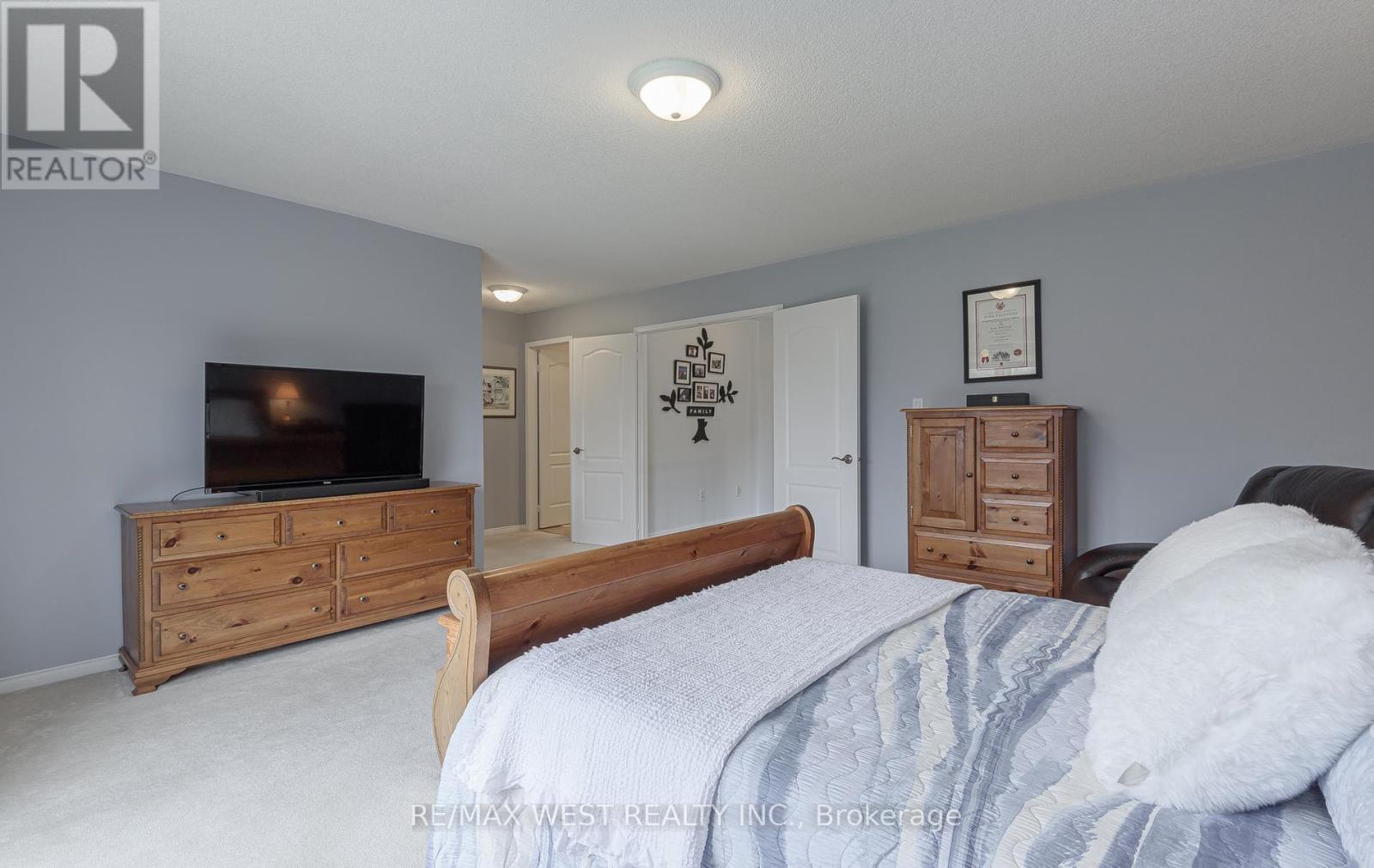 15 Virginia Drive, Brampton, Ontario  L7A 2E6 - Photo 24 - W12997424