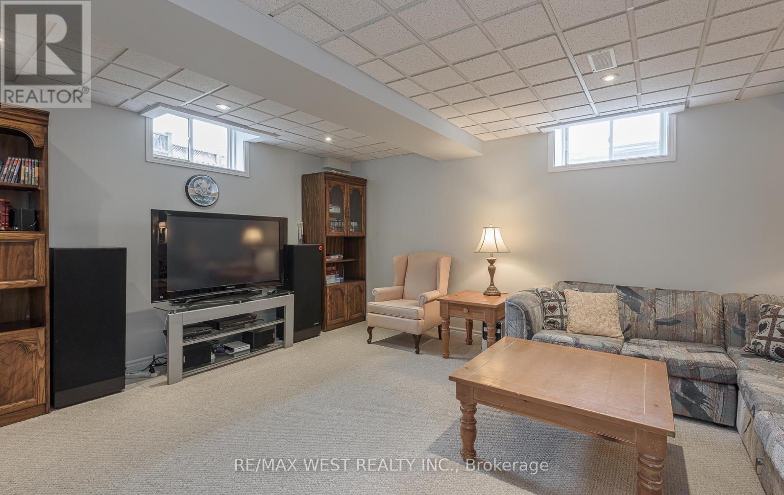 15 Virginia Drive, Brampton, Ontario  L7A 2E6 - Photo 36 - W12997424