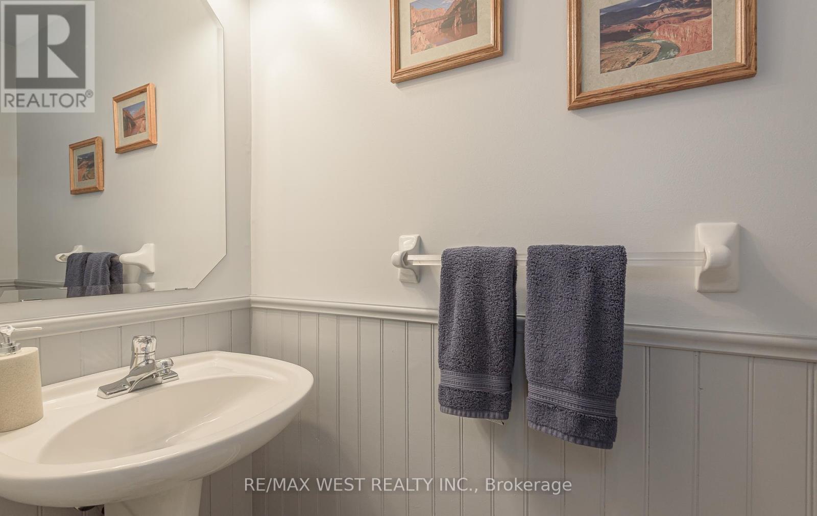 15 Virginia Drive, Brampton, Ontario  L7A 2E6 - Photo 20 - W12997424