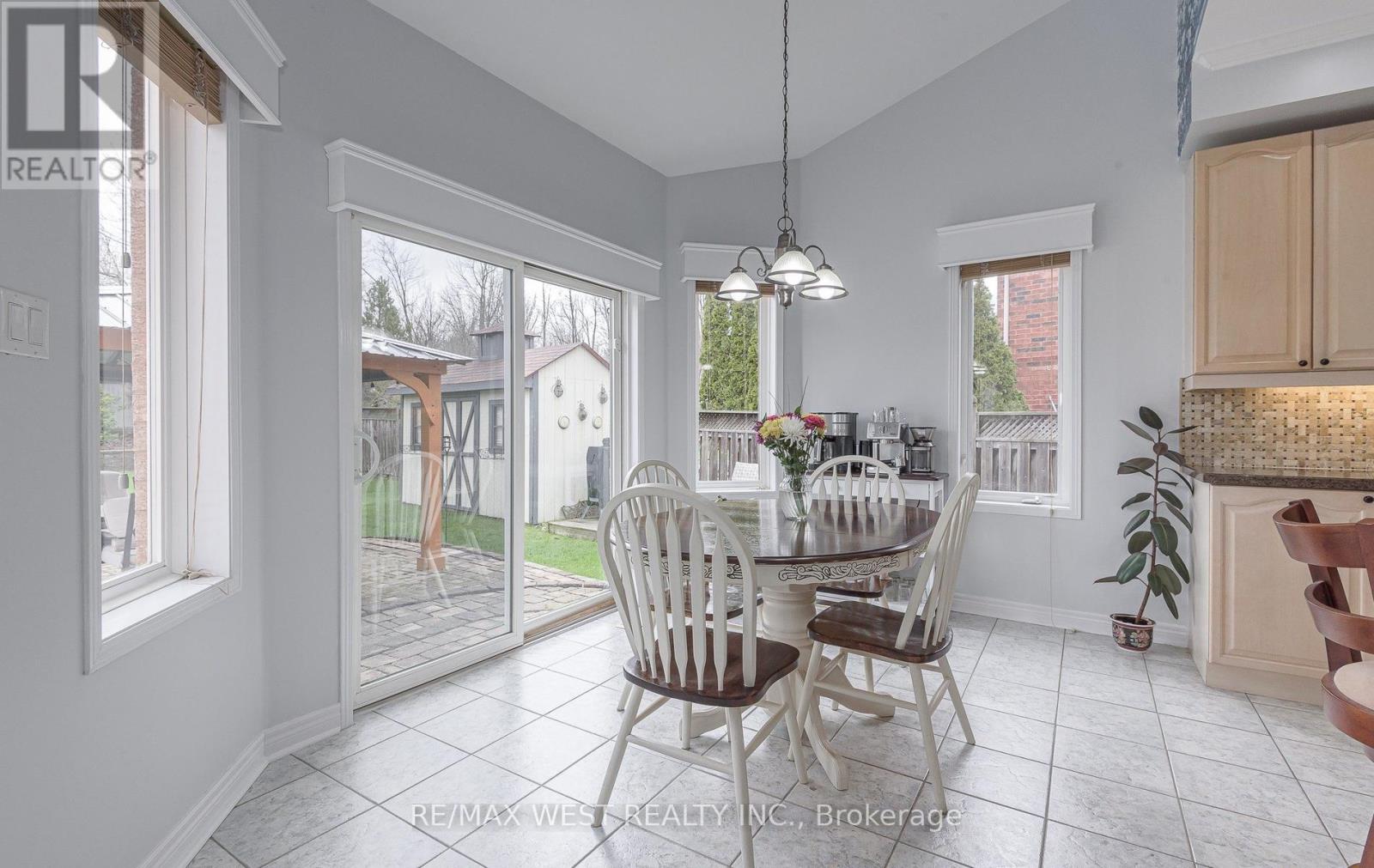 15 Virginia Drive, Brampton, Ontario  L7A 2E6 - Photo 18 - W12997424