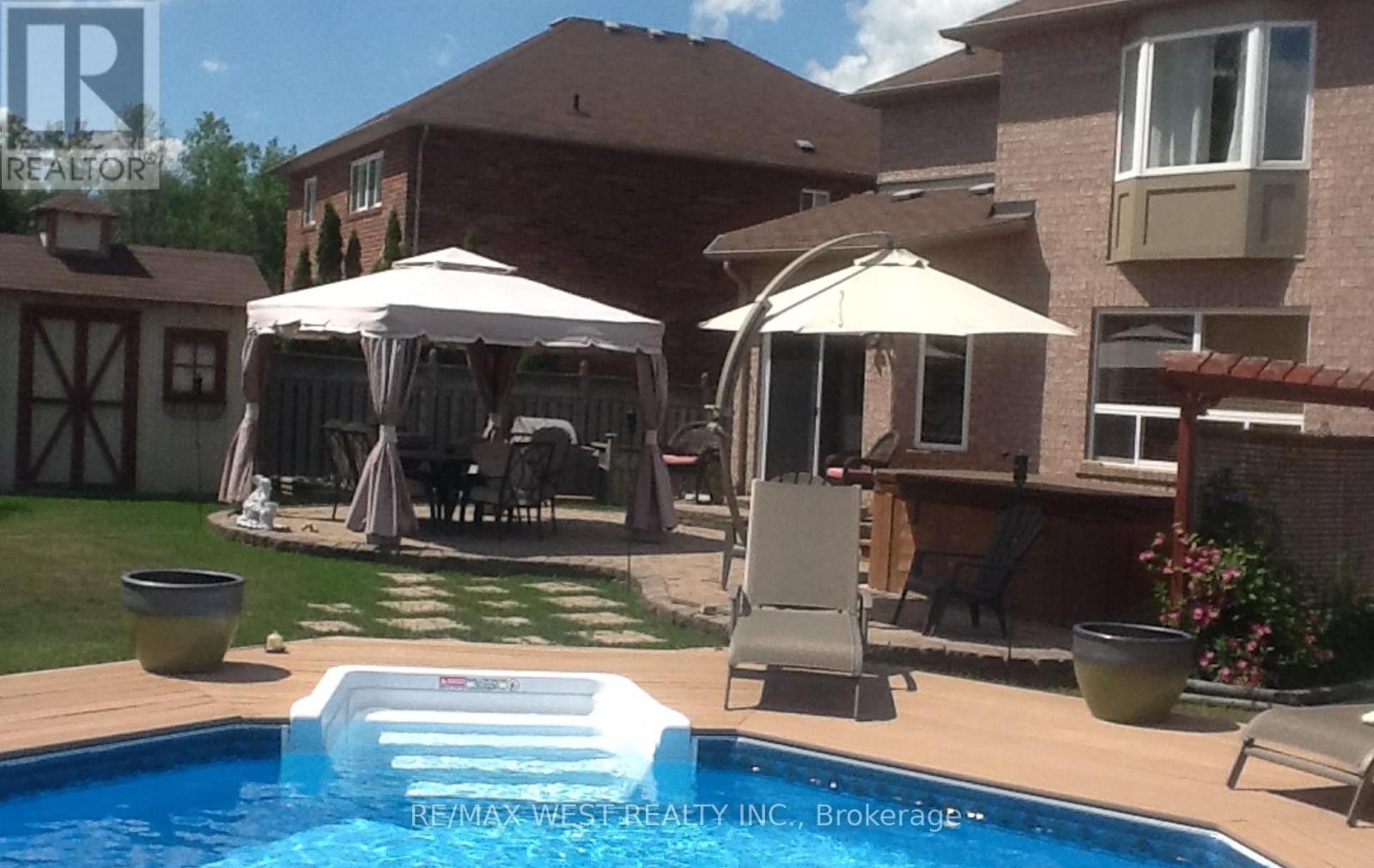 15 Virginia Drive, Brampton, Ontario  L7A 2E6 - Photo 48 - W12997424