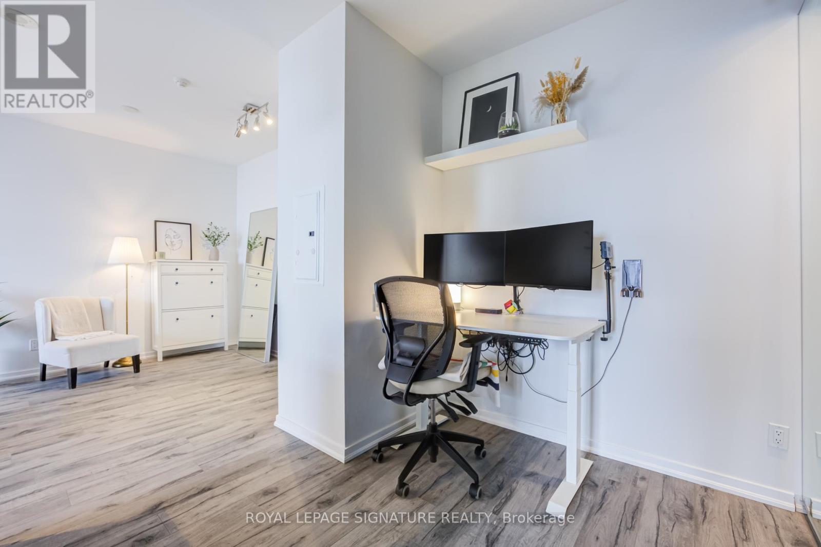 3513 - 105 The Queensway, Toronto, Ontario  M6S 5B5 - Photo 18 - W13035376