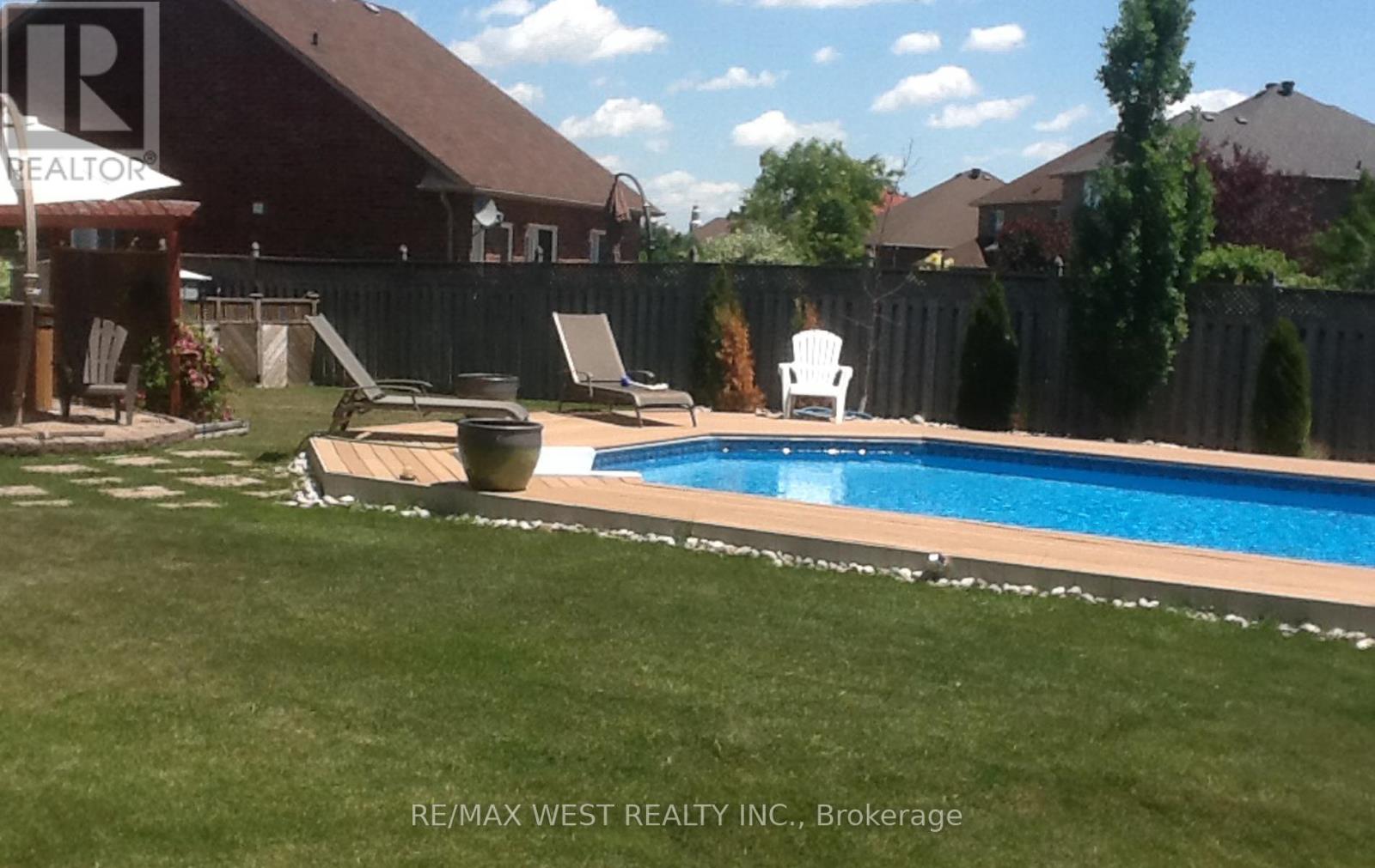 15 Virginia Drive, Brampton, Ontario  L7A 2E6 - Photo 50 - W12997424