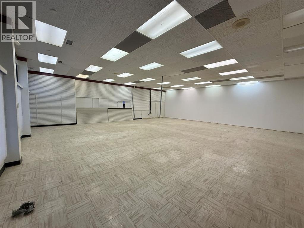 Bay 1, 111 Government Road, Hinton, Alberta  T7V 1B7 - Photo 2 - A2271561