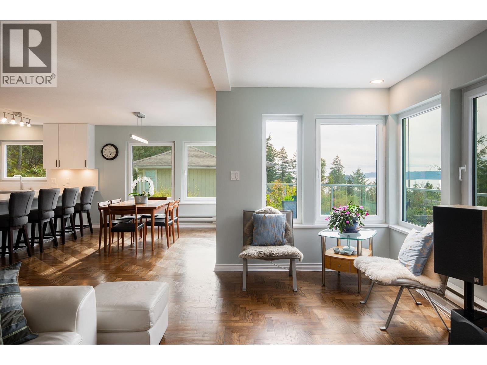 1597 Isle View Lane, Bowen Island, British Columbia  V0N 1G2 - Photo 2 - R3115921