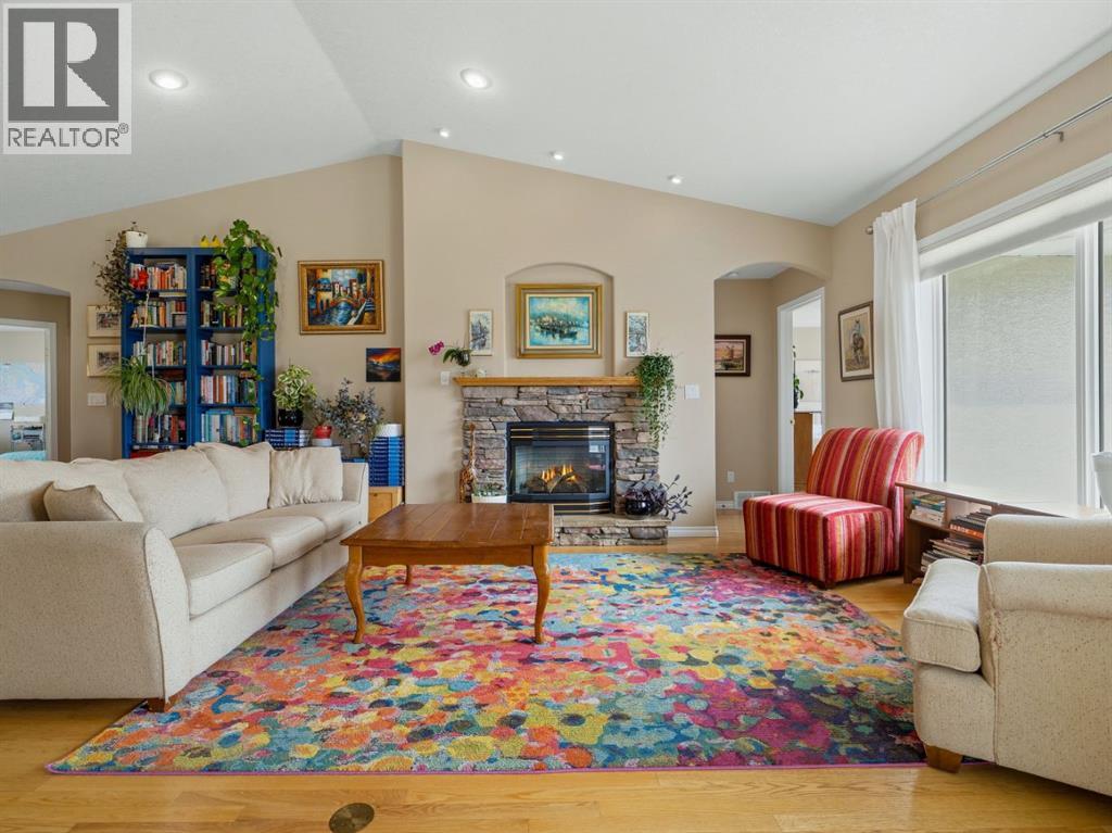 44 Canyon Boulevard W, Lethbridge, Alberta  T1K 6X6 - Photo 6 - A2299884