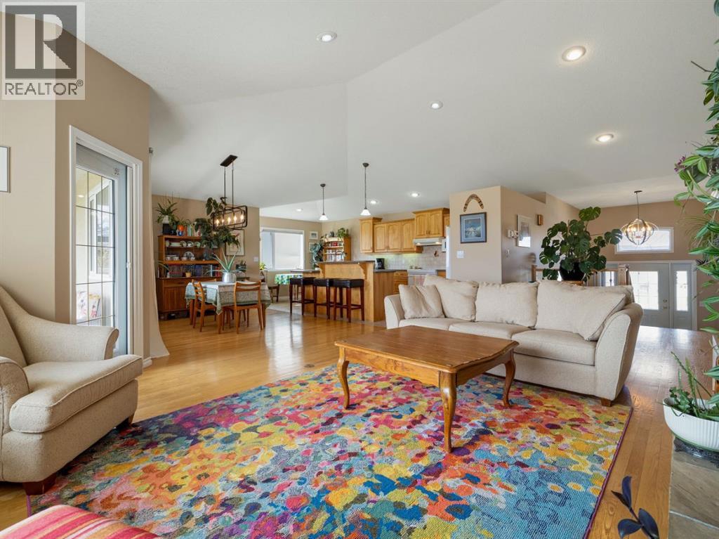 44 Canyon Boulevard W, Lethbridge, Alberta  T1K 6X6 - Photo 7 - A2299884